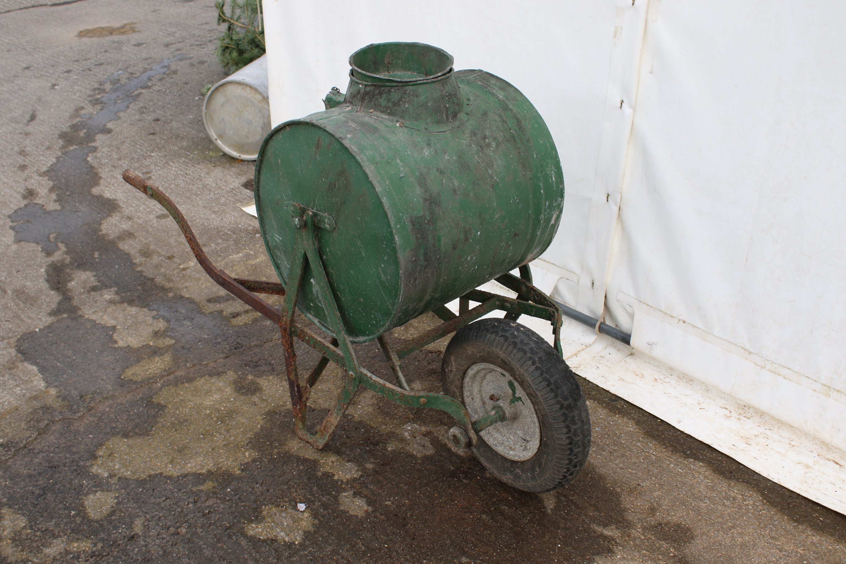 A metal drum water bowser or similar. Finished in green, H90cm. - Image 2 of 2