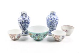 A small group of 18th to 20th century Chinese and Samson porcelains.