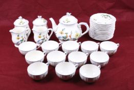 A Gien France Garanti pottery dinner service.