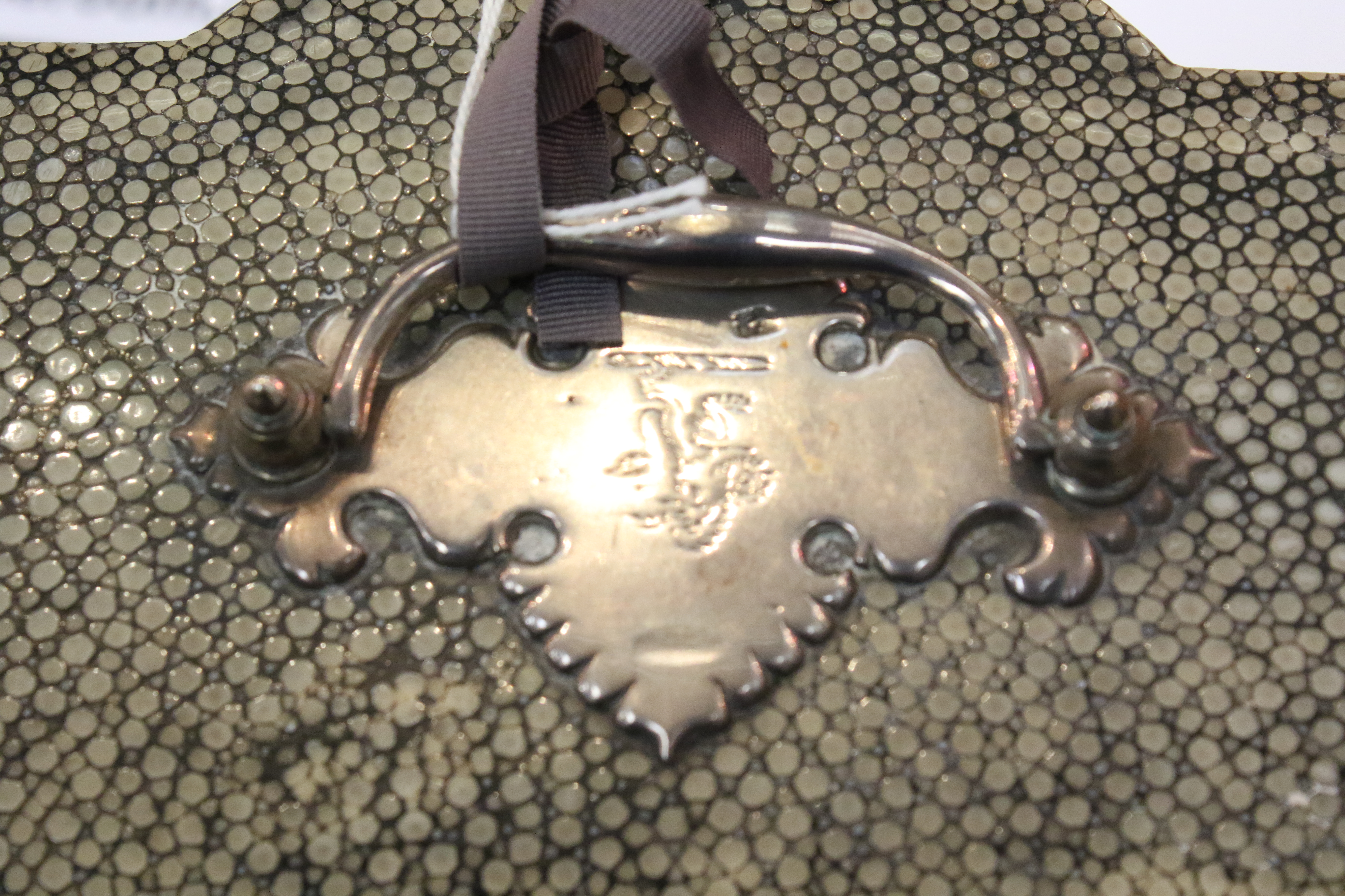A George III silver mounted shagreen tea caddy case. - Bild 10 aus 19