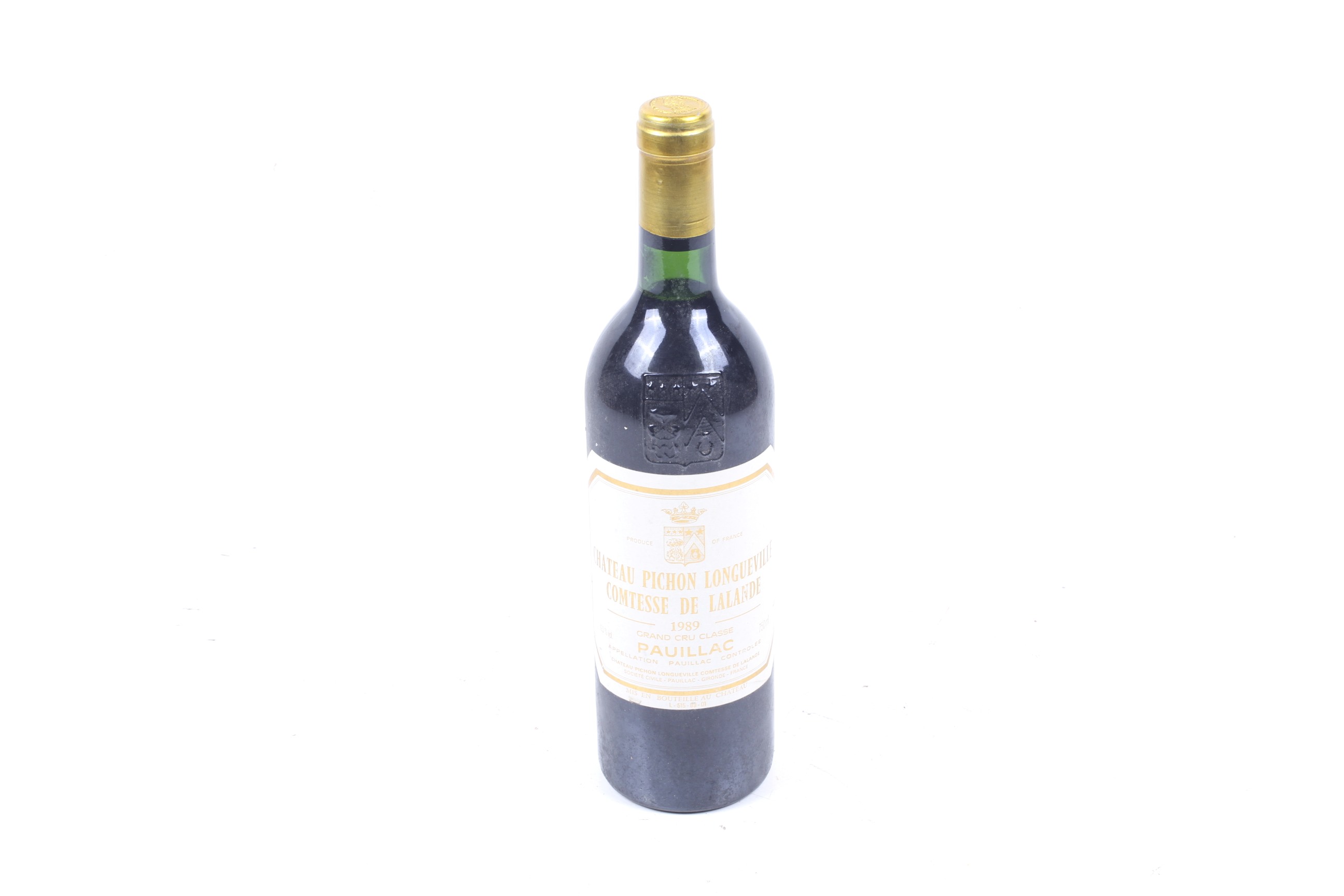 A bottle of Chateau Pichon Longueville Comtesse de Lalande 1989. 75cl, 12.5% vol.