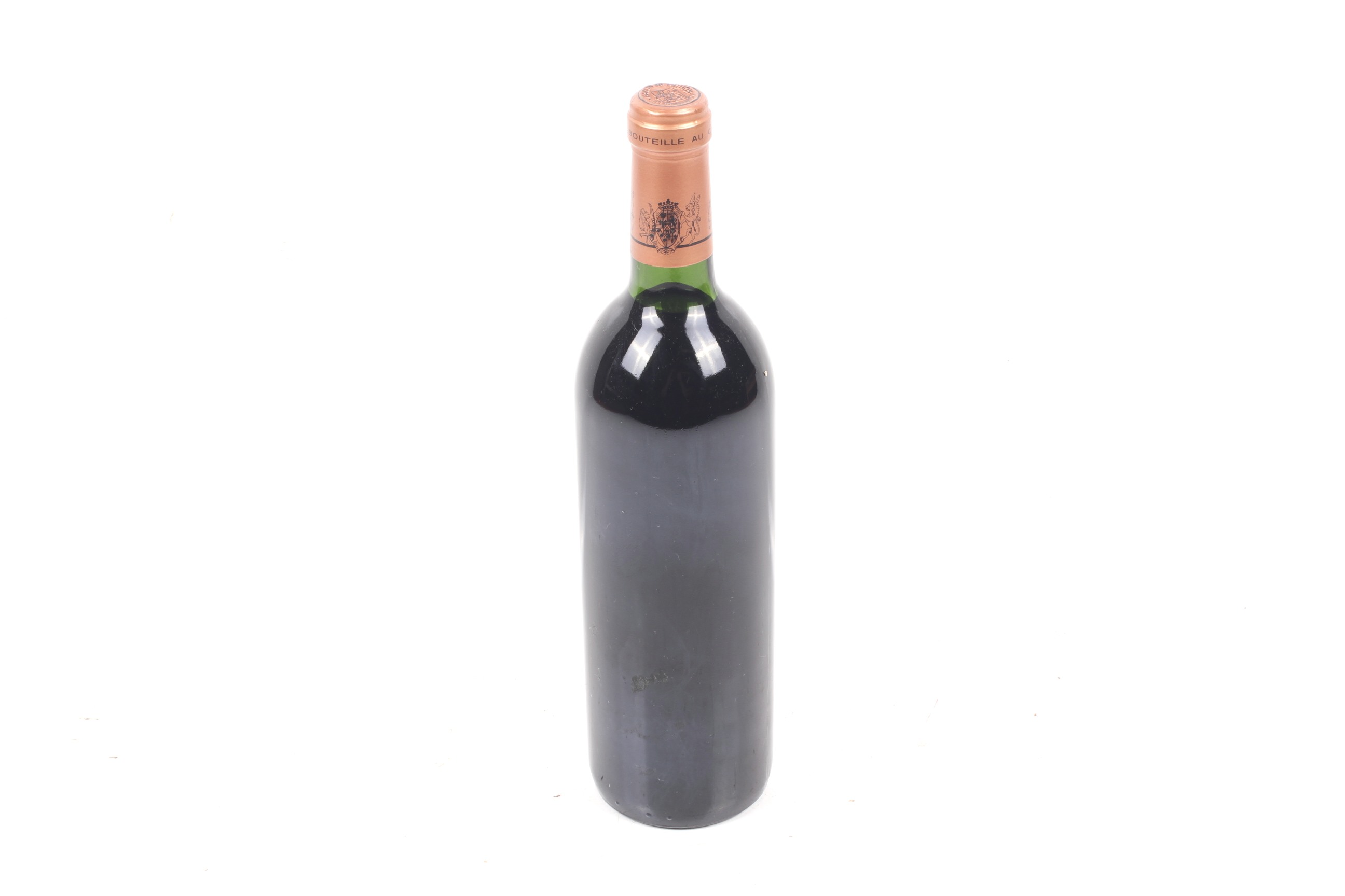 A bottle of Chateau longueville baron de pichon 1986. 75cl, 12.5% vol. - Image 2 of 2