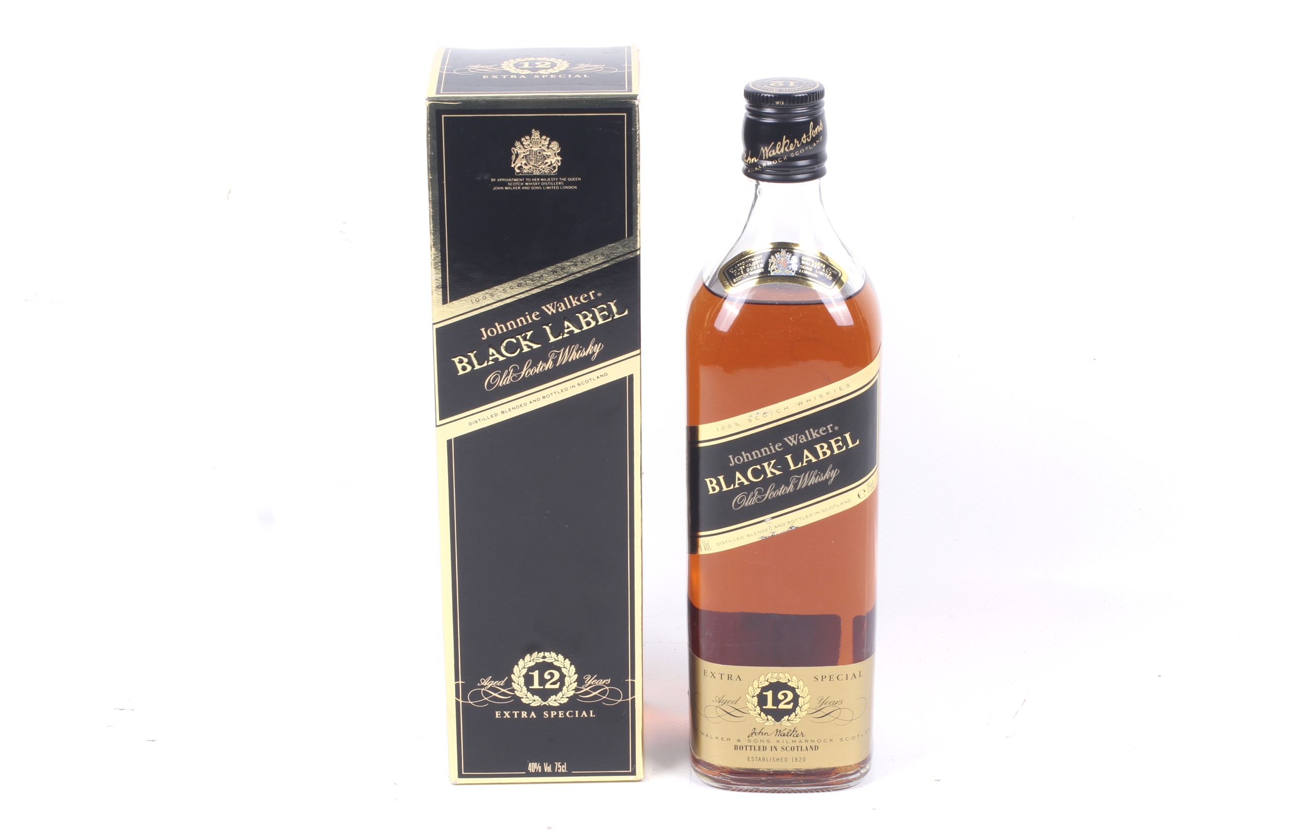 A bottle of Johnnie Walker black label 12 years old special reserve. 75cl, 40% vol, boxed.