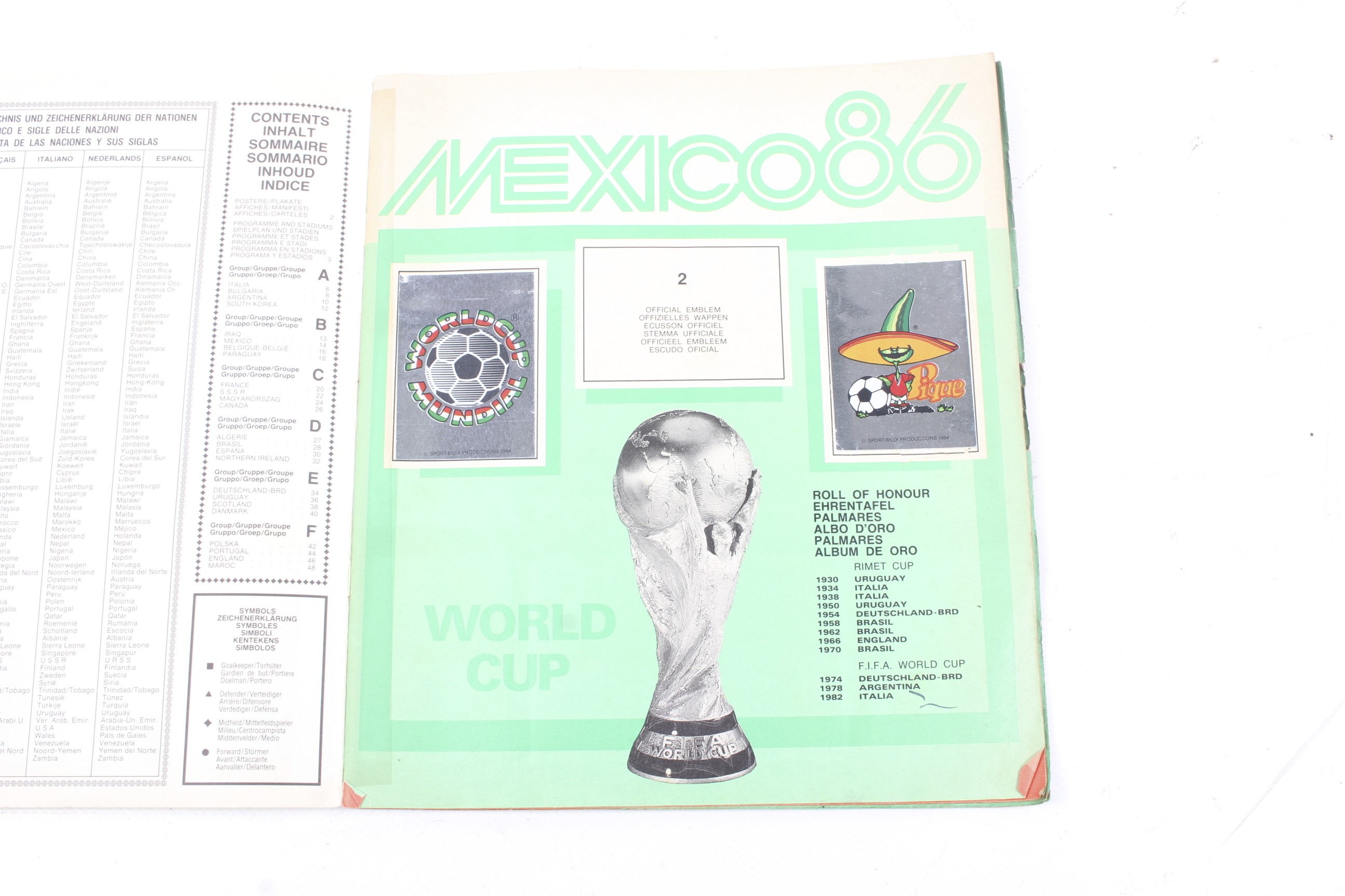 A Panini Mexico 1986 world cup sticker album. - Bild 2 aus 4