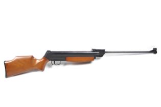 An Elgong .22 break barrel air rifle. Serial number B14560, in very clean condition.