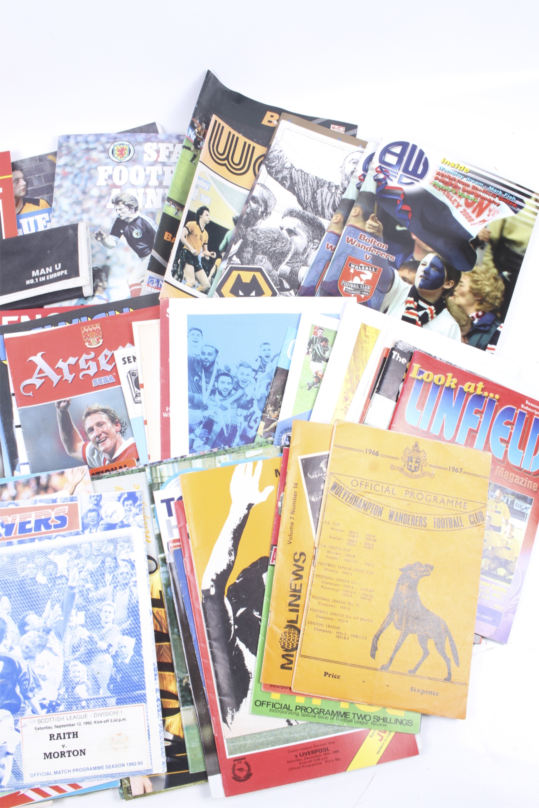 A mixed Collection of football programmes. - Image 3 of 3