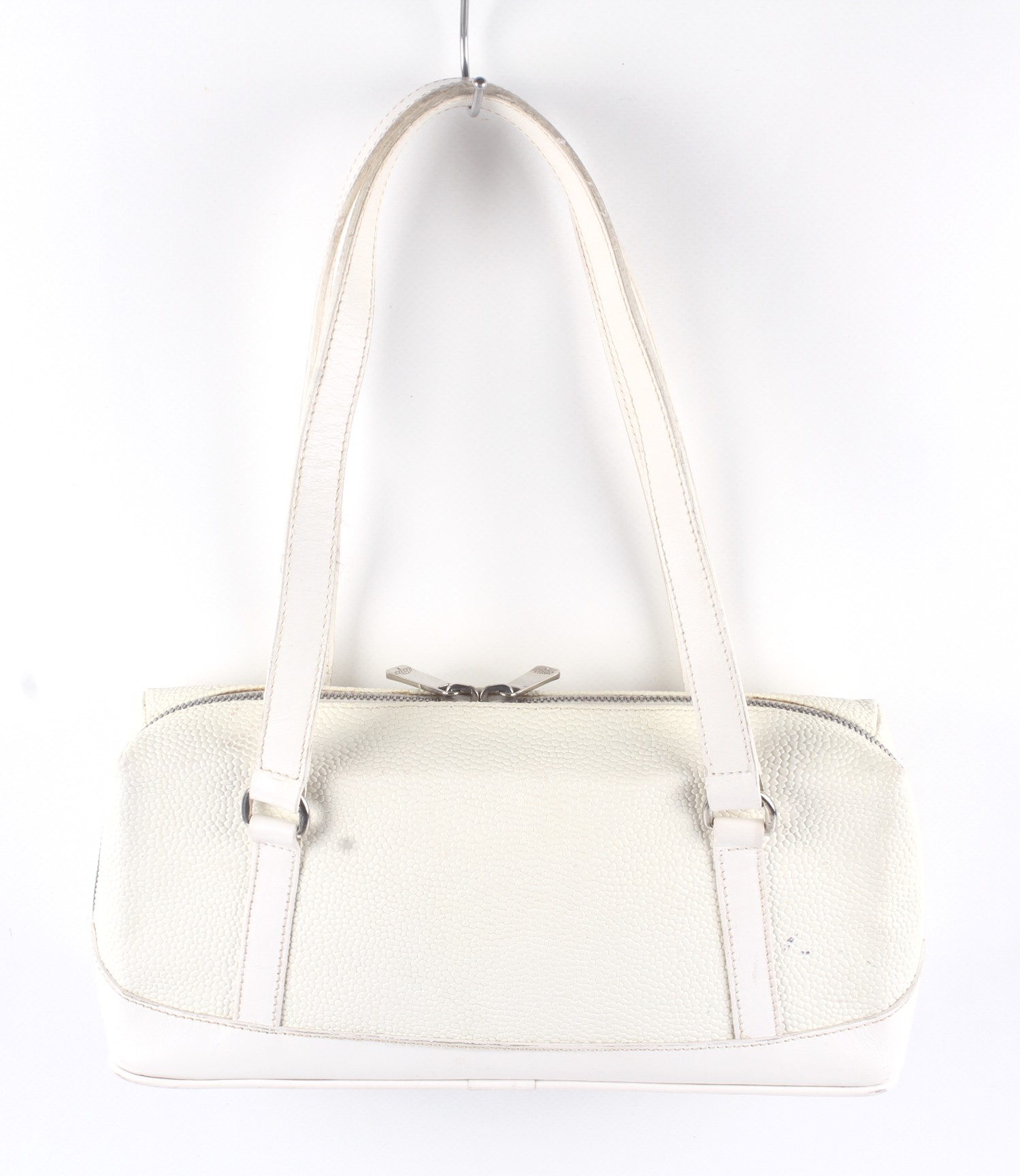 A Mulberry white leather handbag. - Image 2 of 3
