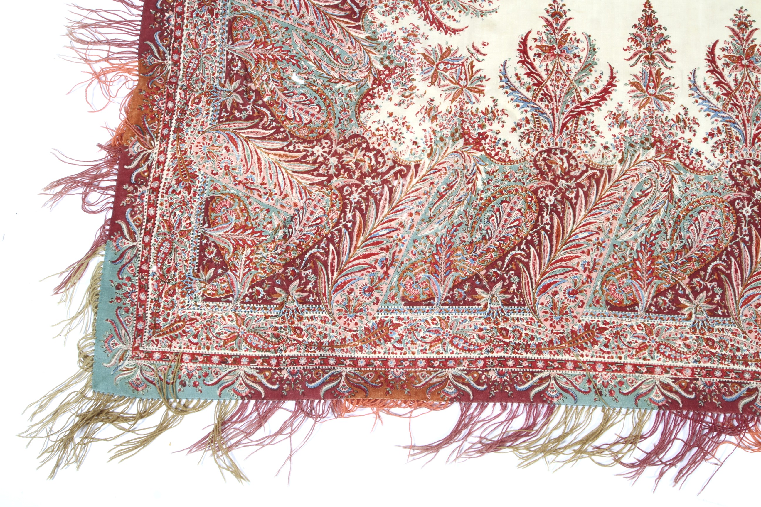 A Kashmiri fine wool and silk blend piano shawl. - Image 2 of 2
