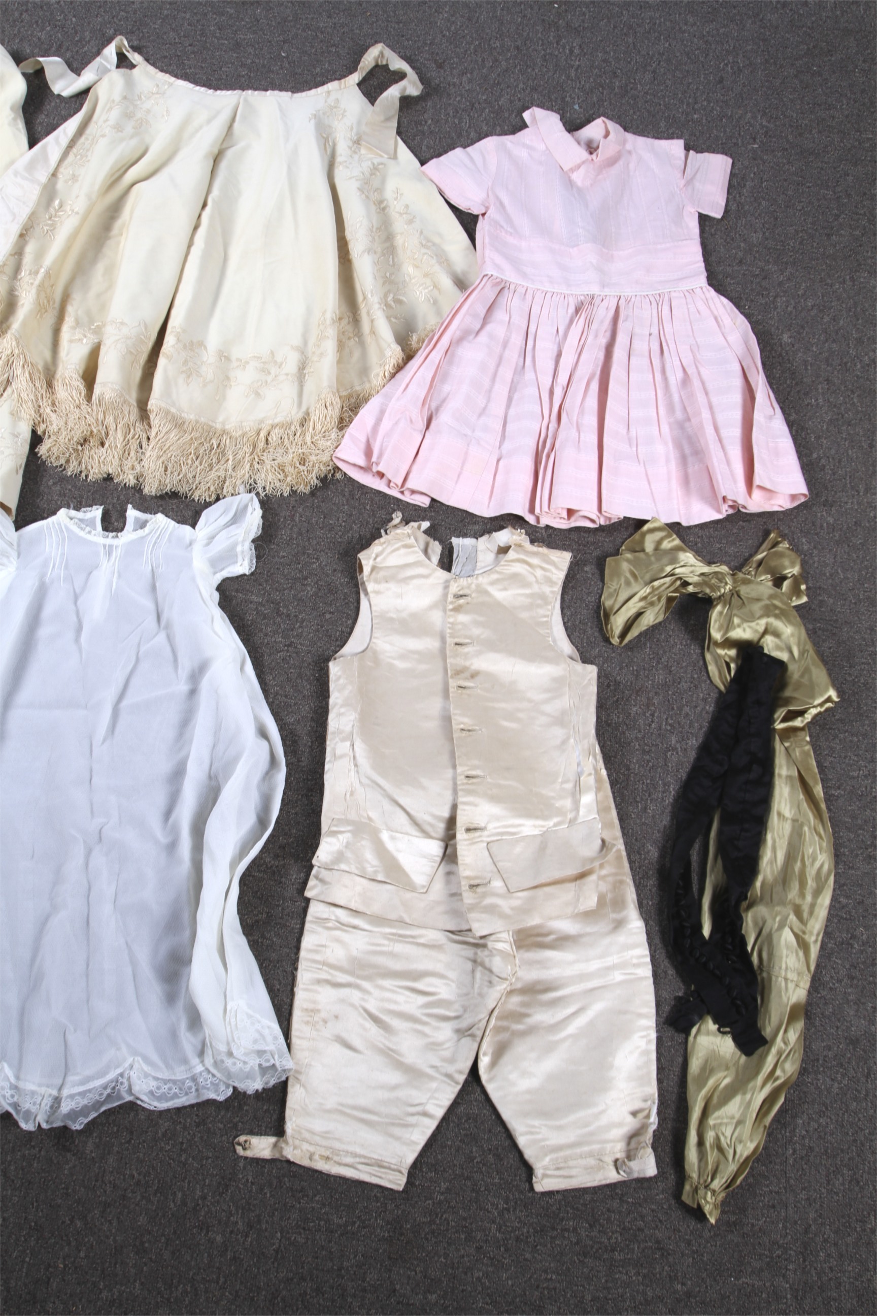 A selection of 19th century and later children's clothing. - Image 3 of 3