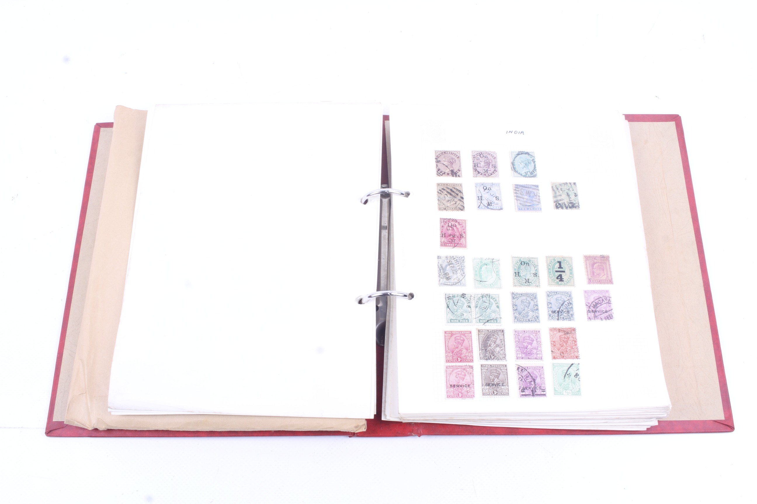 A collection of worldwide mint and used stamps. - Image 5 of 7
