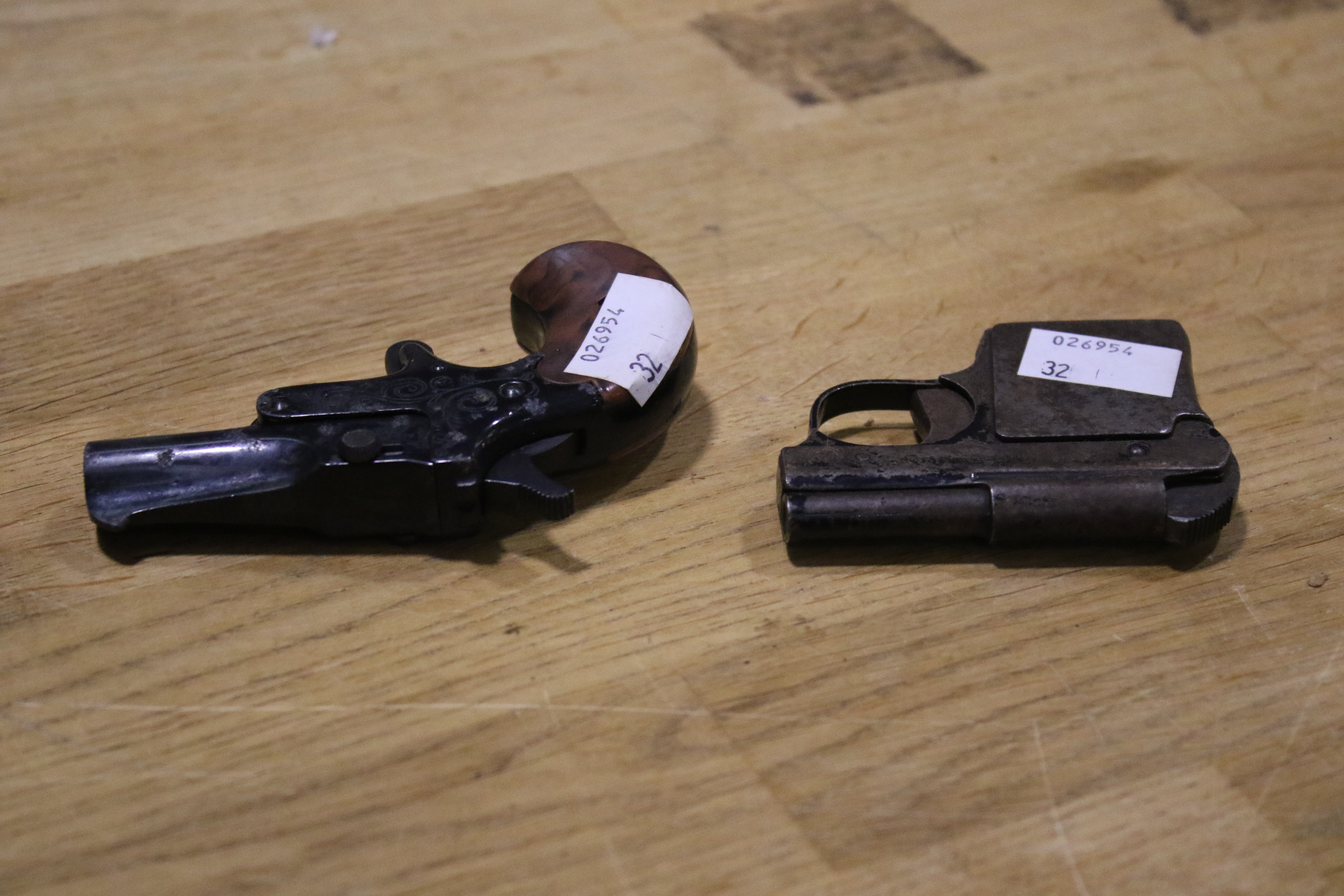 Two blank firing pistols. Comprising one Derringer and one DRGM, one 3-4mm and one 5mm calibre. - Image 5 of 7