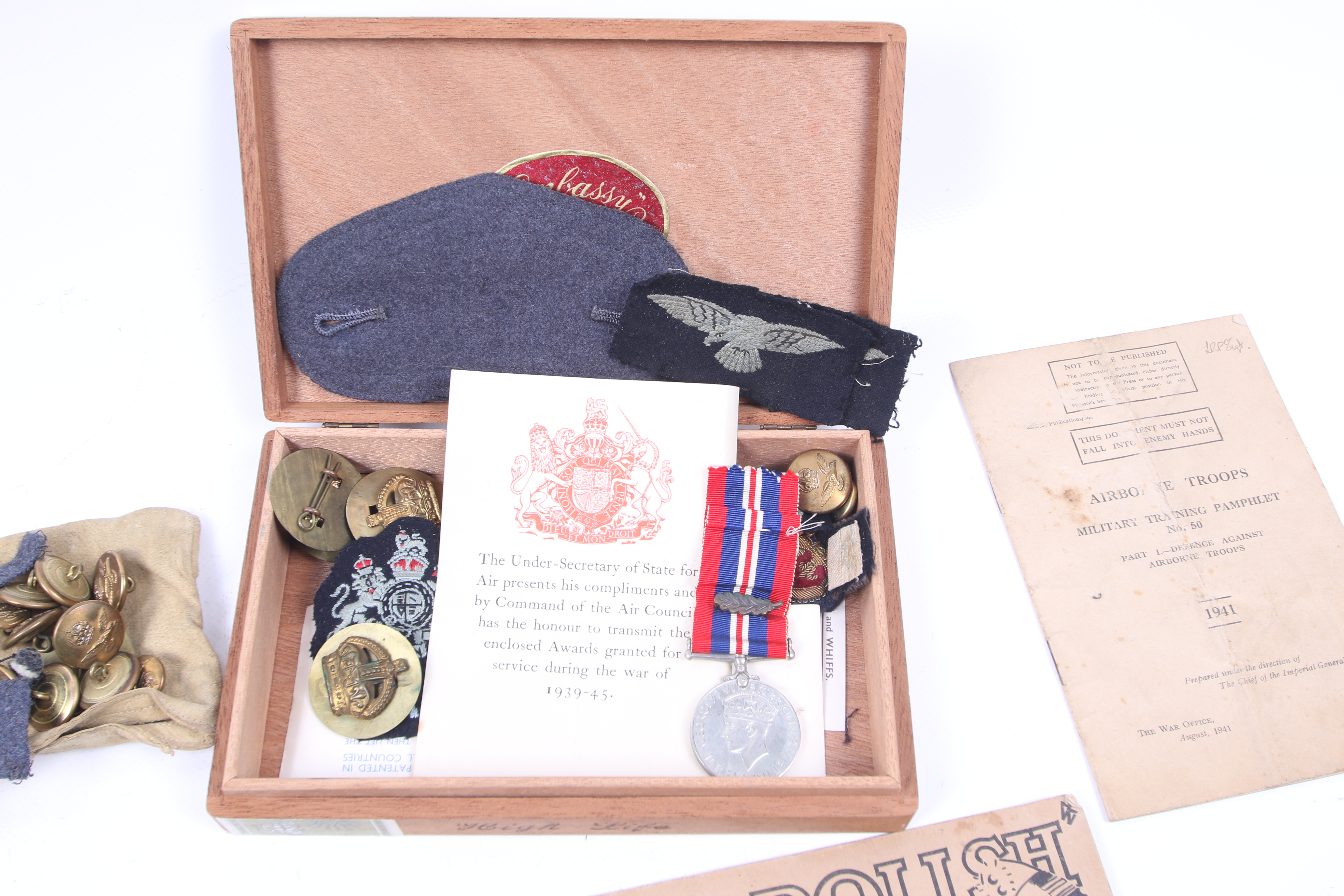 A group of WWII military items. - Image 5 of 5