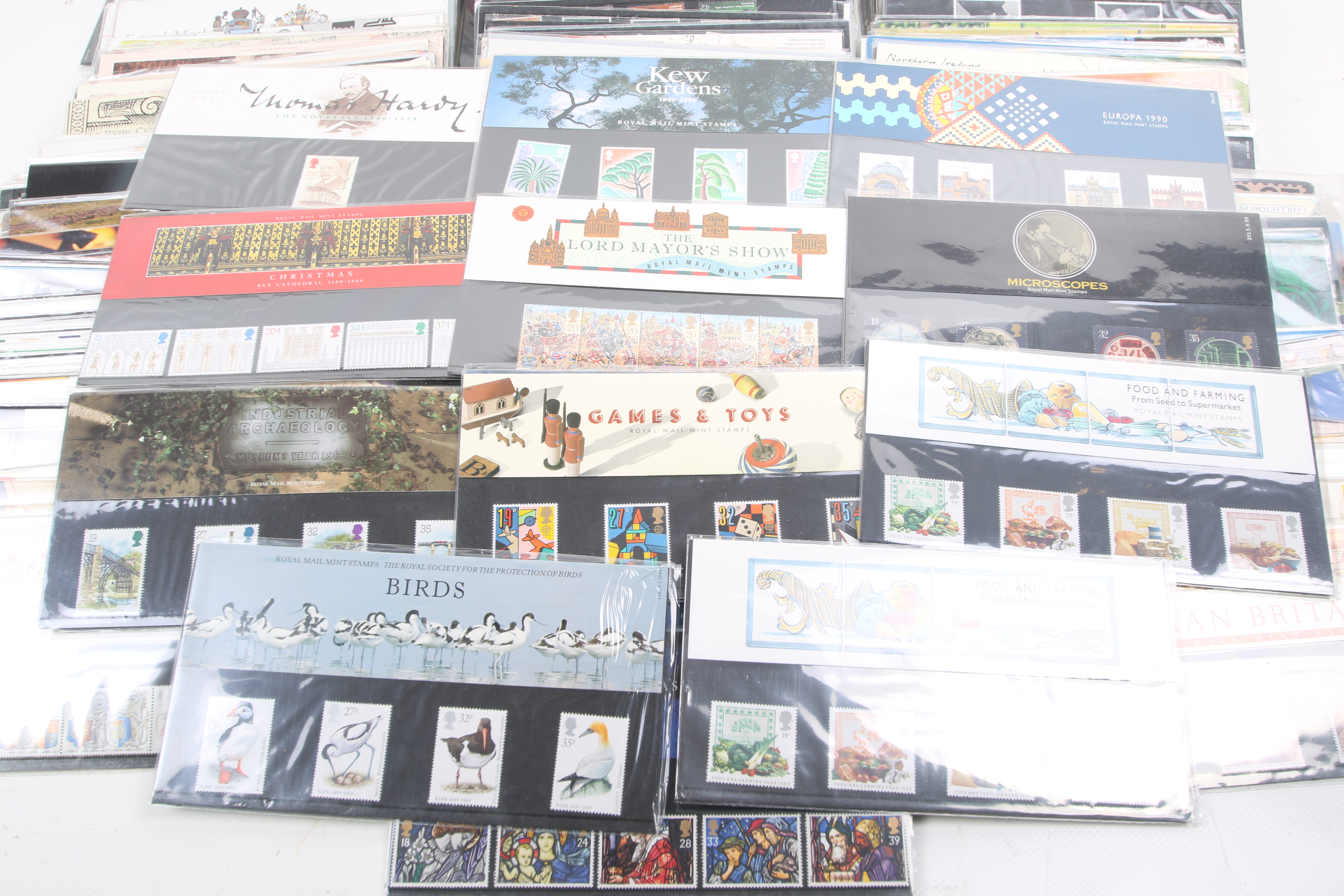 A large collection of GB presentation packs. - Image 2 of 2