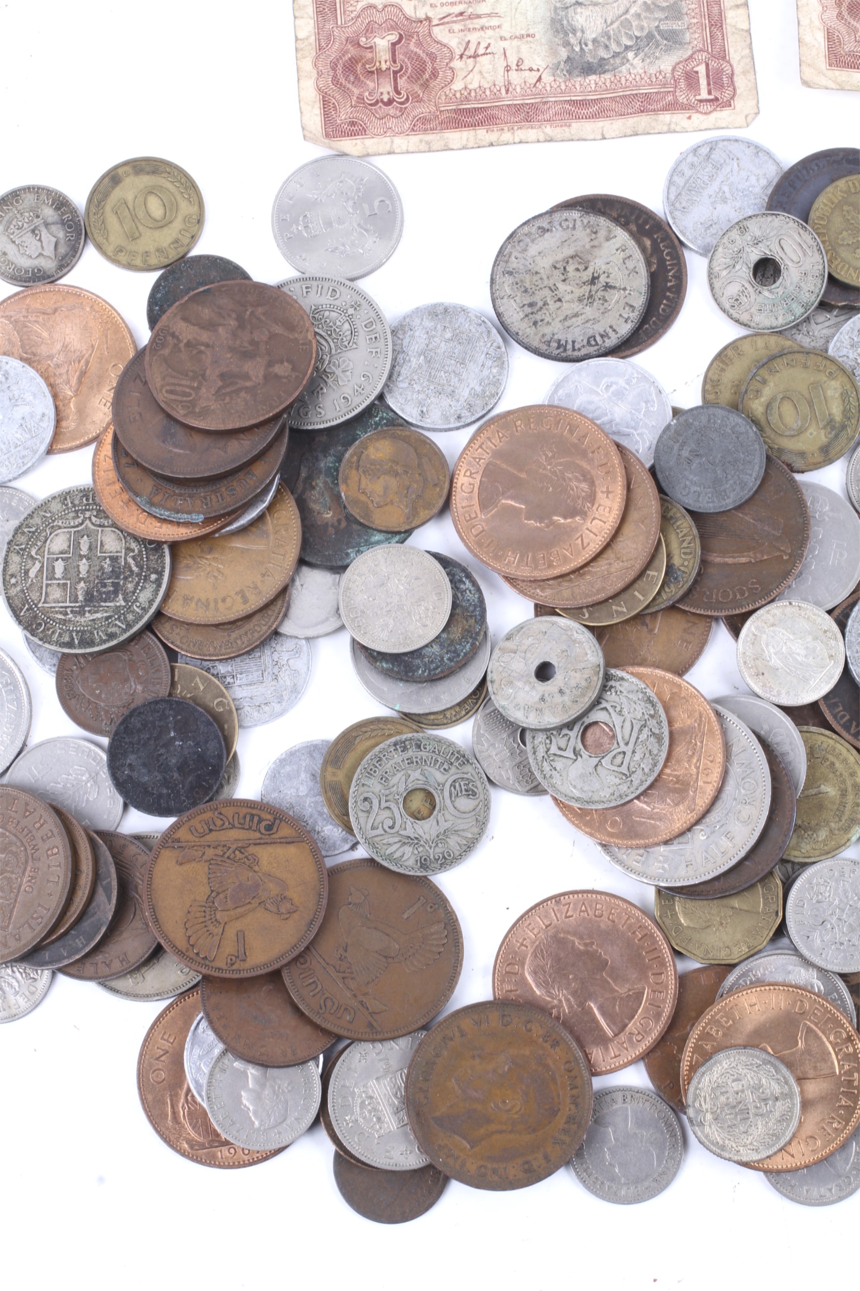 A collection of assorted world coins and bank notes. - Image 3 of 3