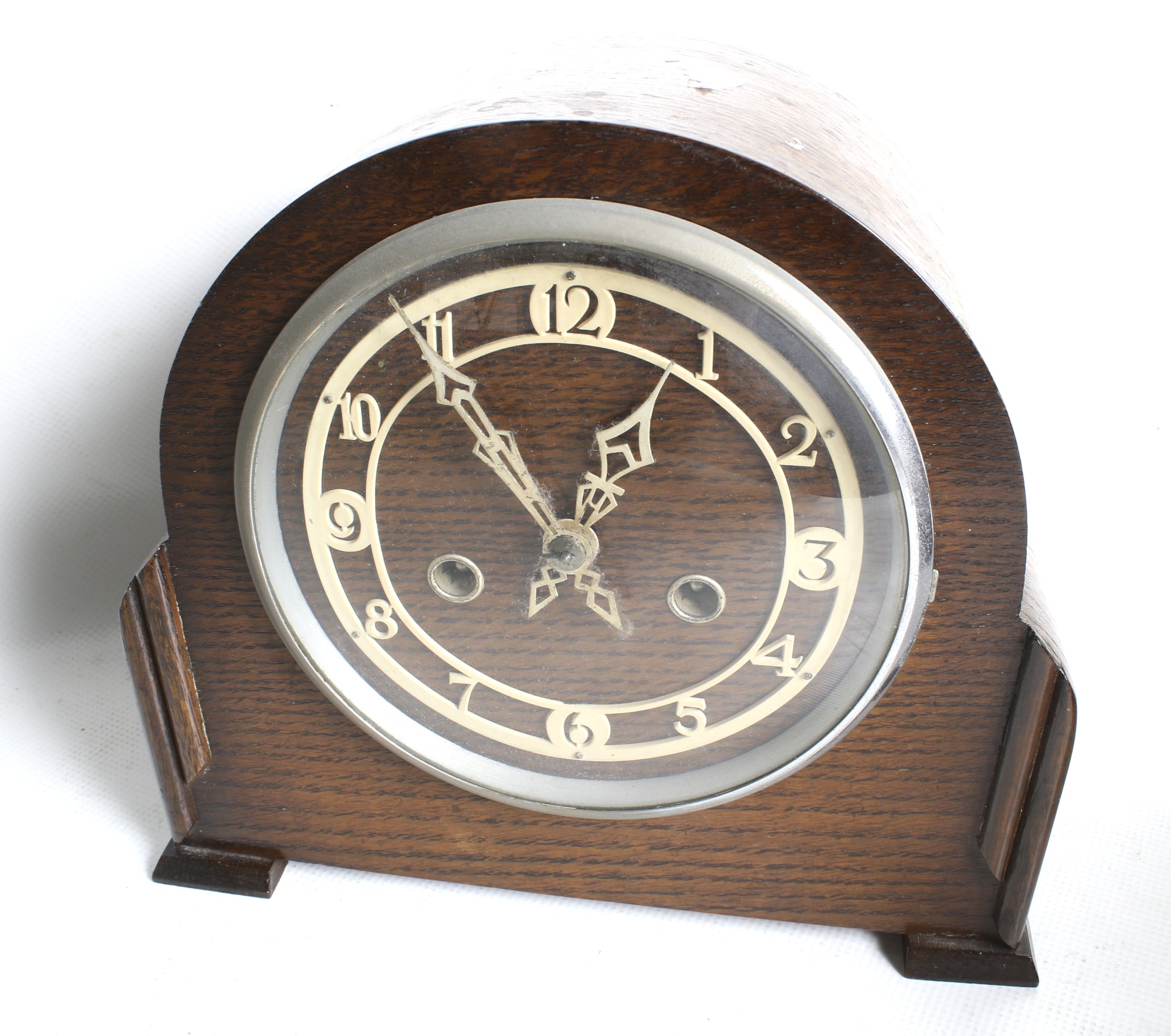 Two circa 1940s oak case striking mantel clocks. - Image 4 of 5