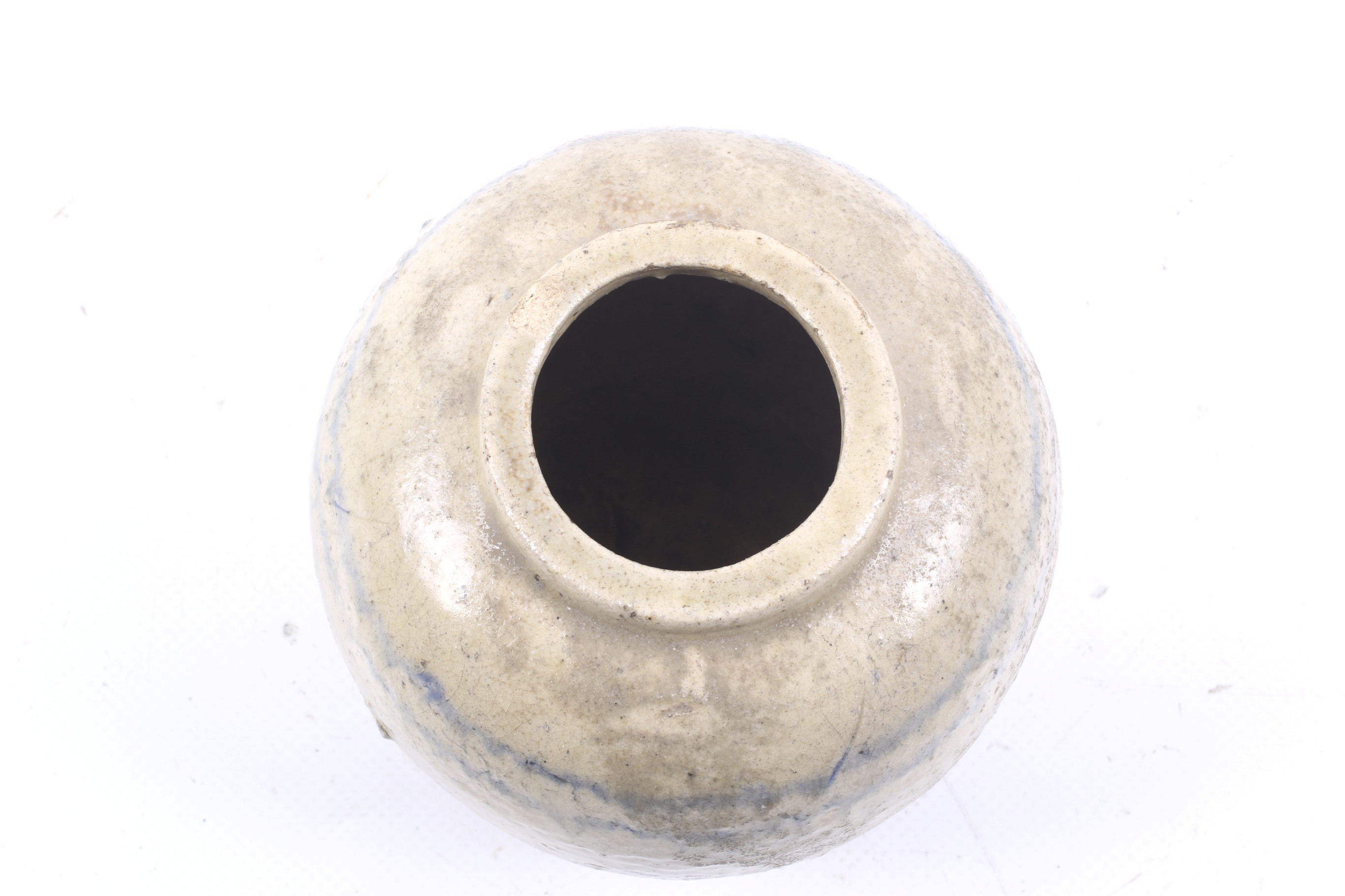 A possibly Ming dynasty beige glazed stoneware jar. - Image 2 of 3