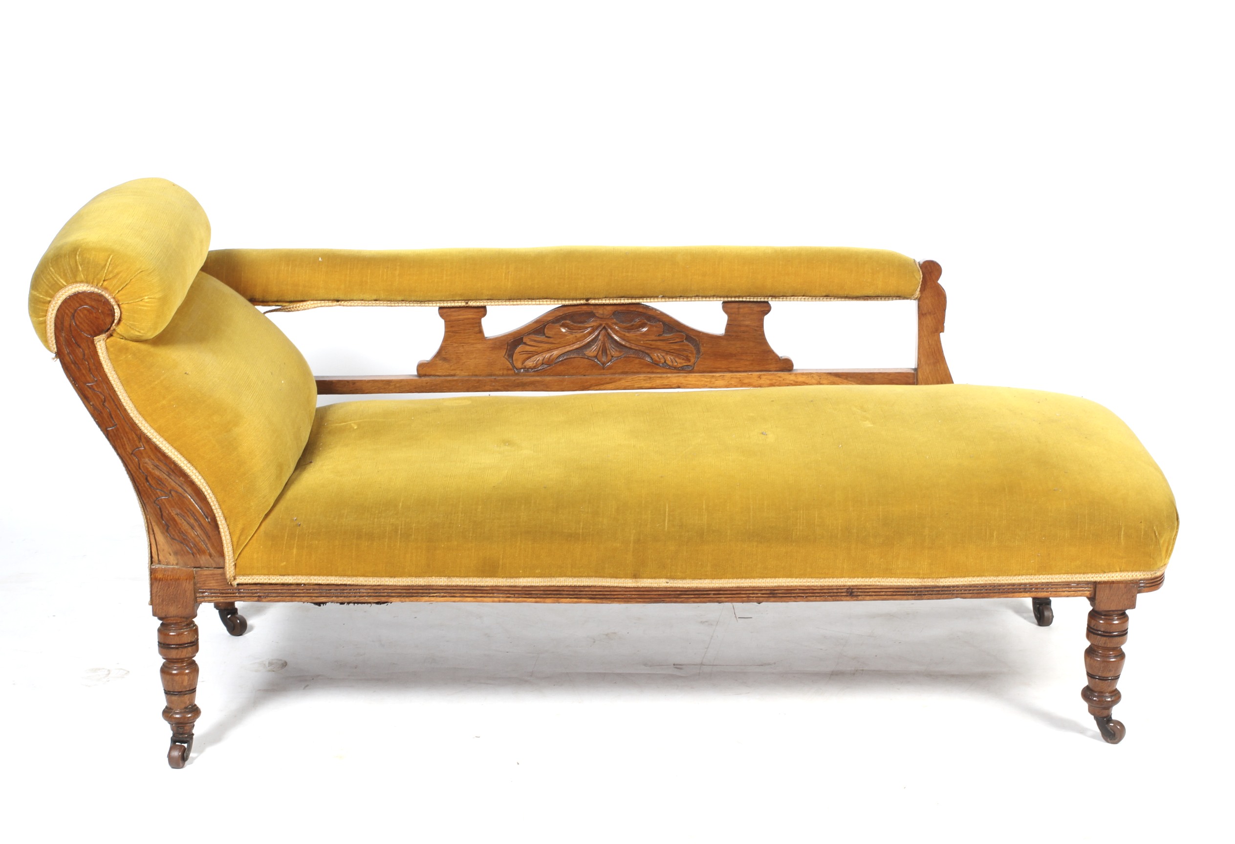 An Edwardian chaise longue and four matching chairs. - Image 4 of 4