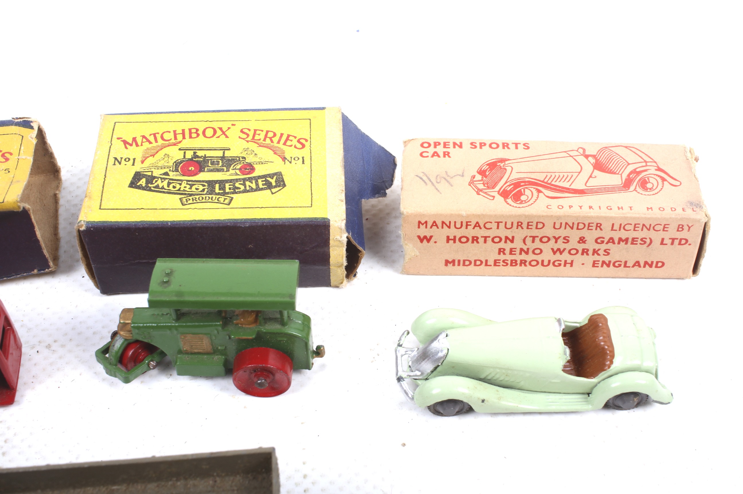 Three Moko Lesney Matchbox Series diecast models. Comprising No. 1 diesel road roller and No. - Bild 3 aus 3