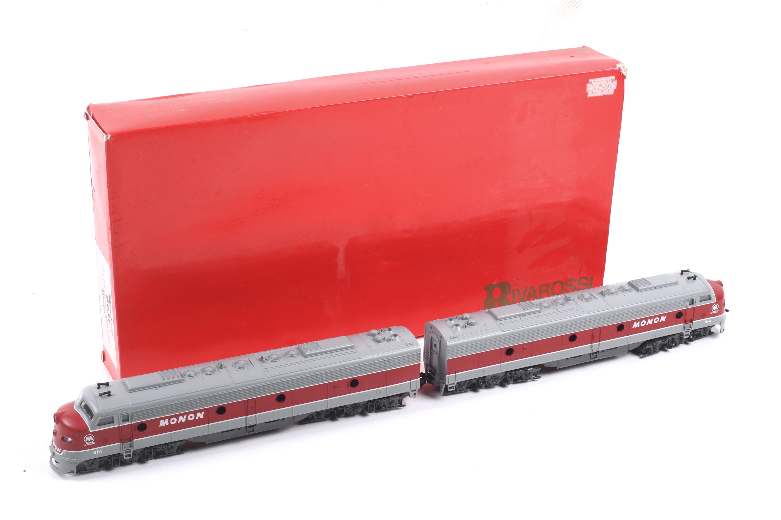 A Rivarossi OO gauge EMD E-8 diesel locomotive. No. 6231 in 'Monon' livery, in original box.