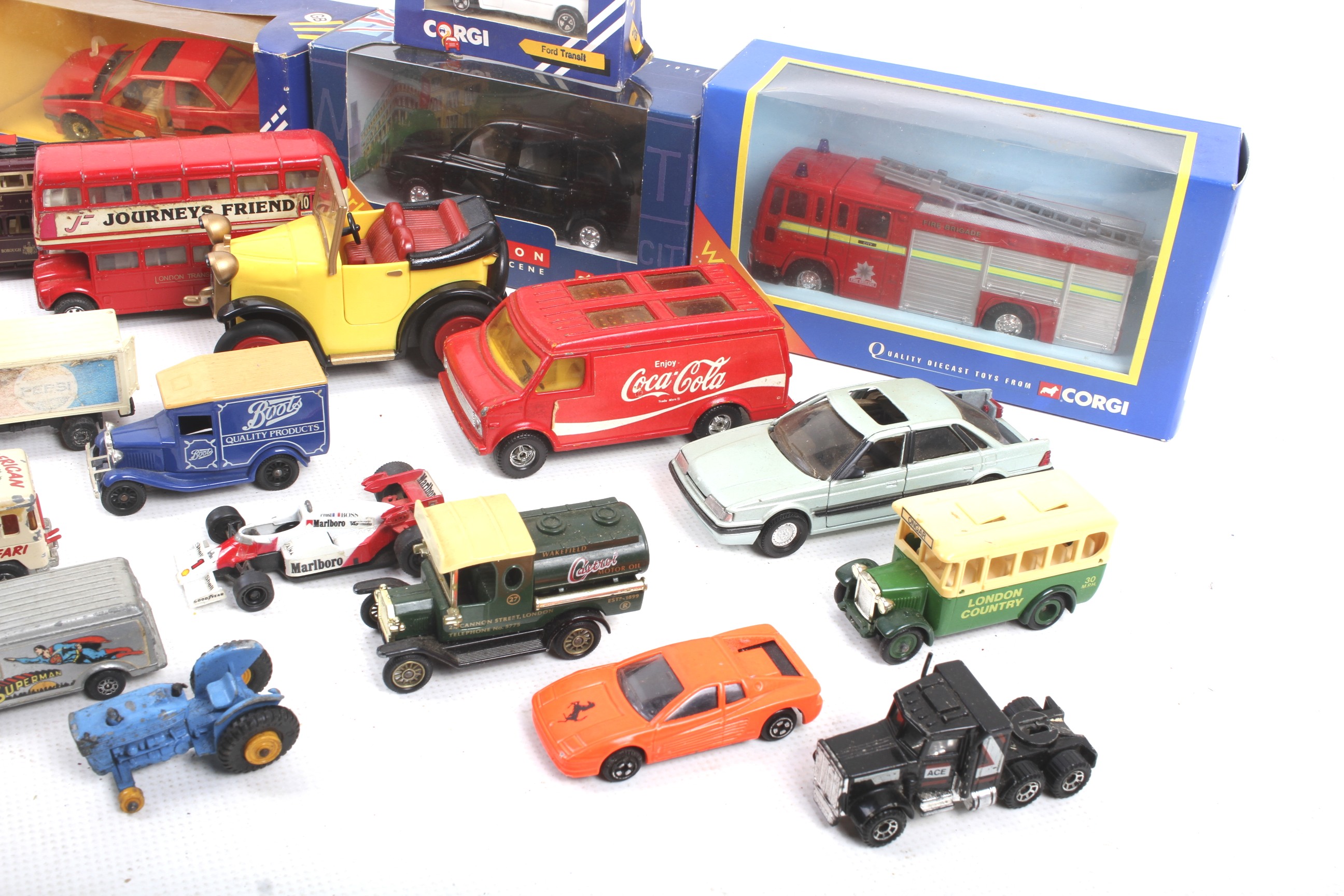 A mixed collection of diecast cars. - Image 3 of 3