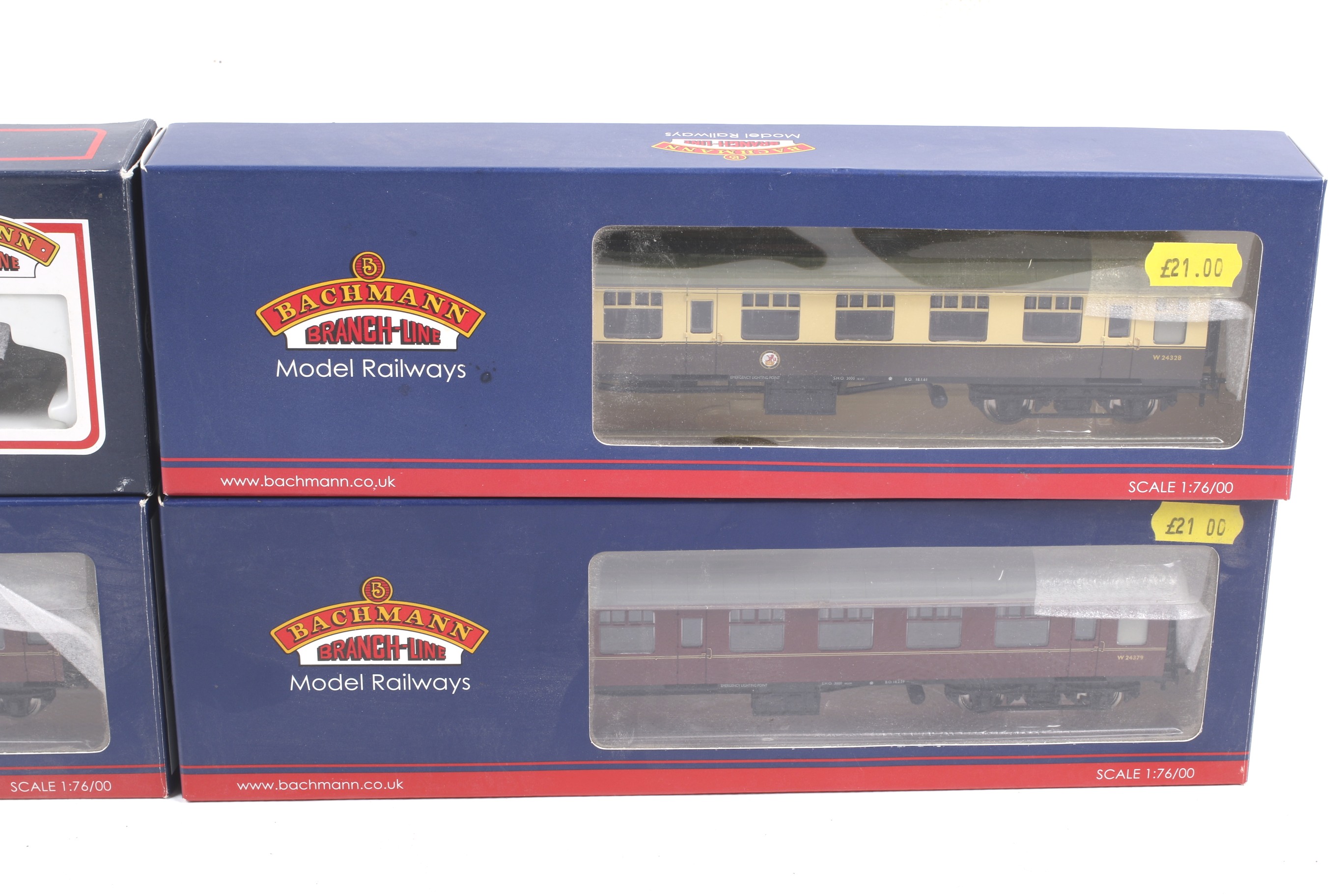 Four Bachmann OO gauge BR Mk1 coaches. - Image 3 of 3