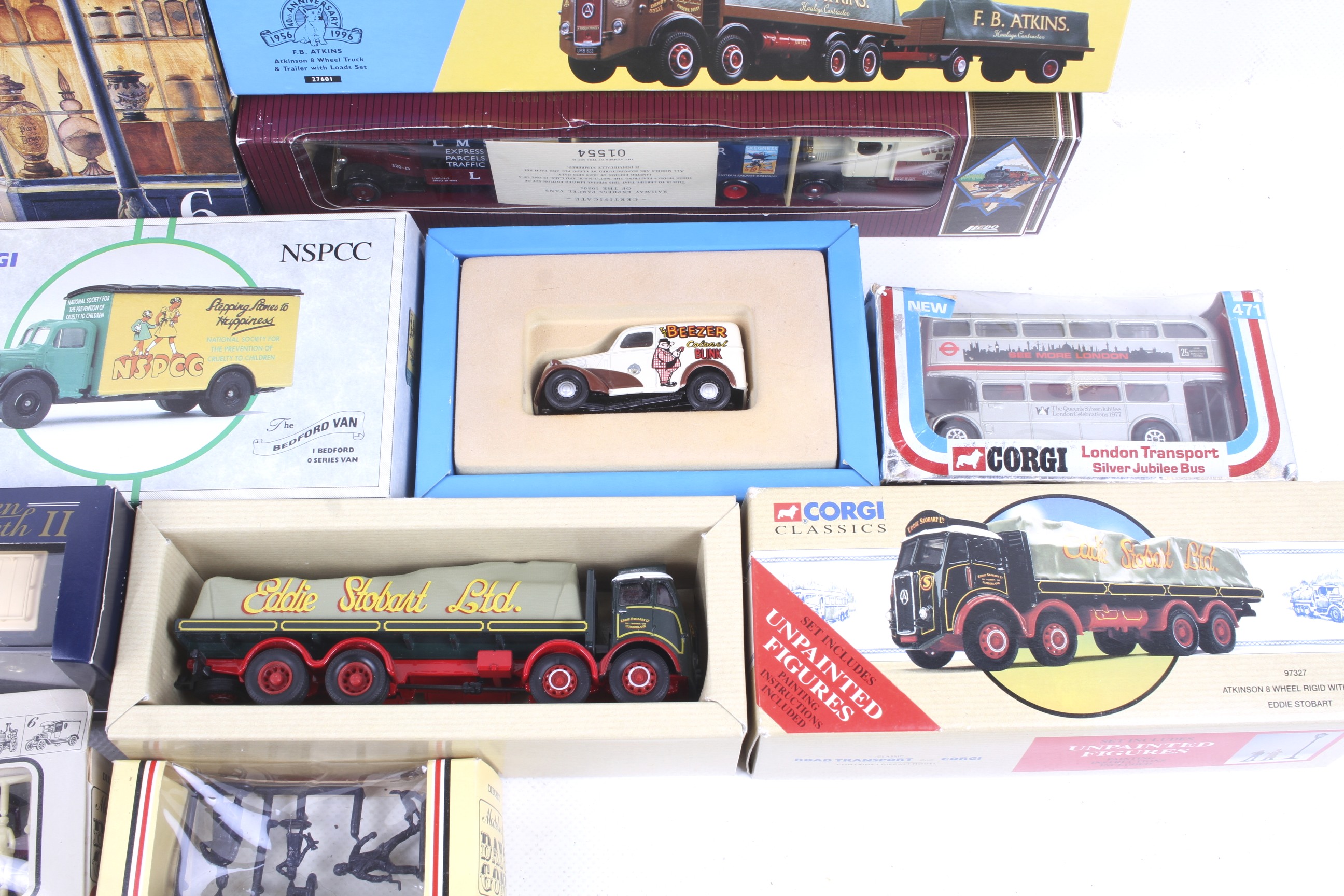 A collection of diecast model cars. - Image 3 of 3