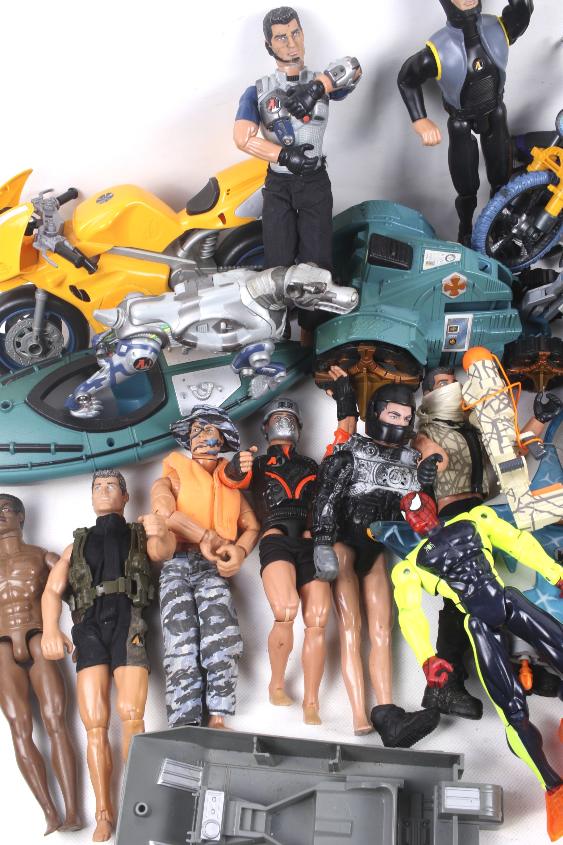 A collection of Action Man figures and vehicles. Noting a motorbike and canoe etc, all unboxed. - Image 2 of 3