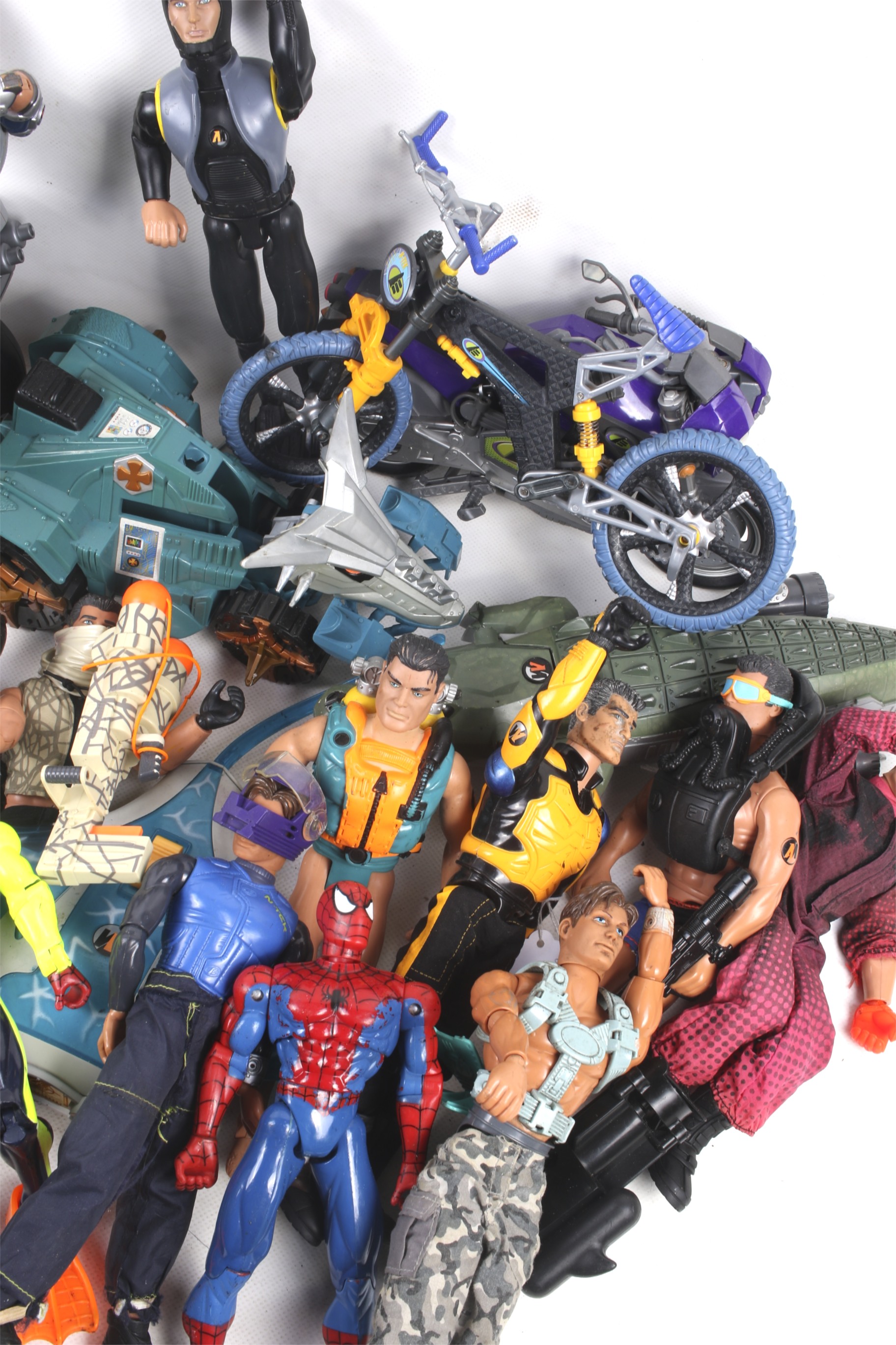 A collection of Action Man figures and vehicles. Noting a motorbike and canoe etc, all unboxed. - Image 3 of 3