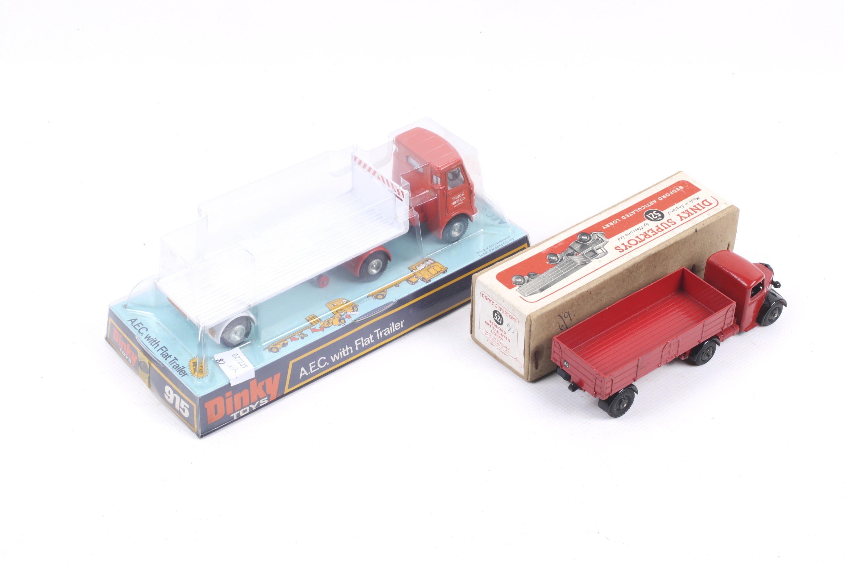 Two Dinky diecast articulated lorries. Comprising one Bedford lorry no. - Image 2 of 2