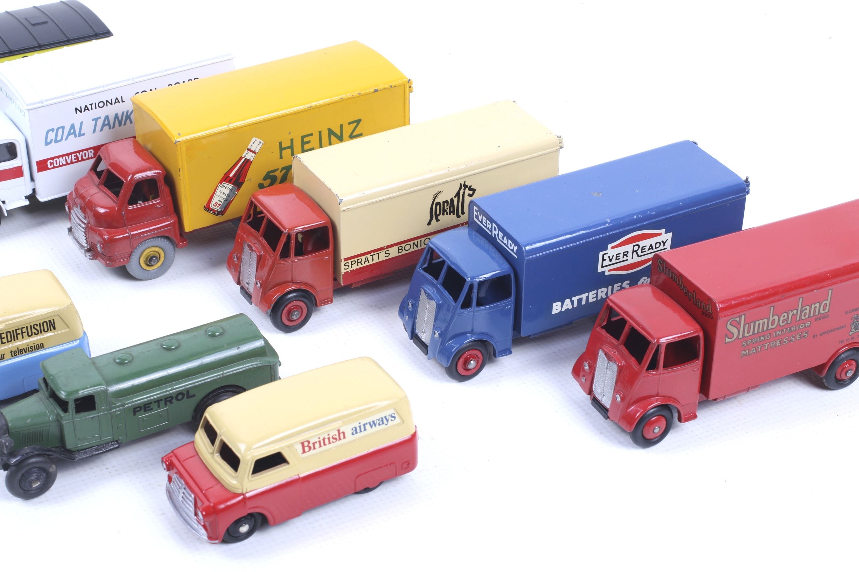 Ten diecast metal lorries. - Bild 3 aus 3