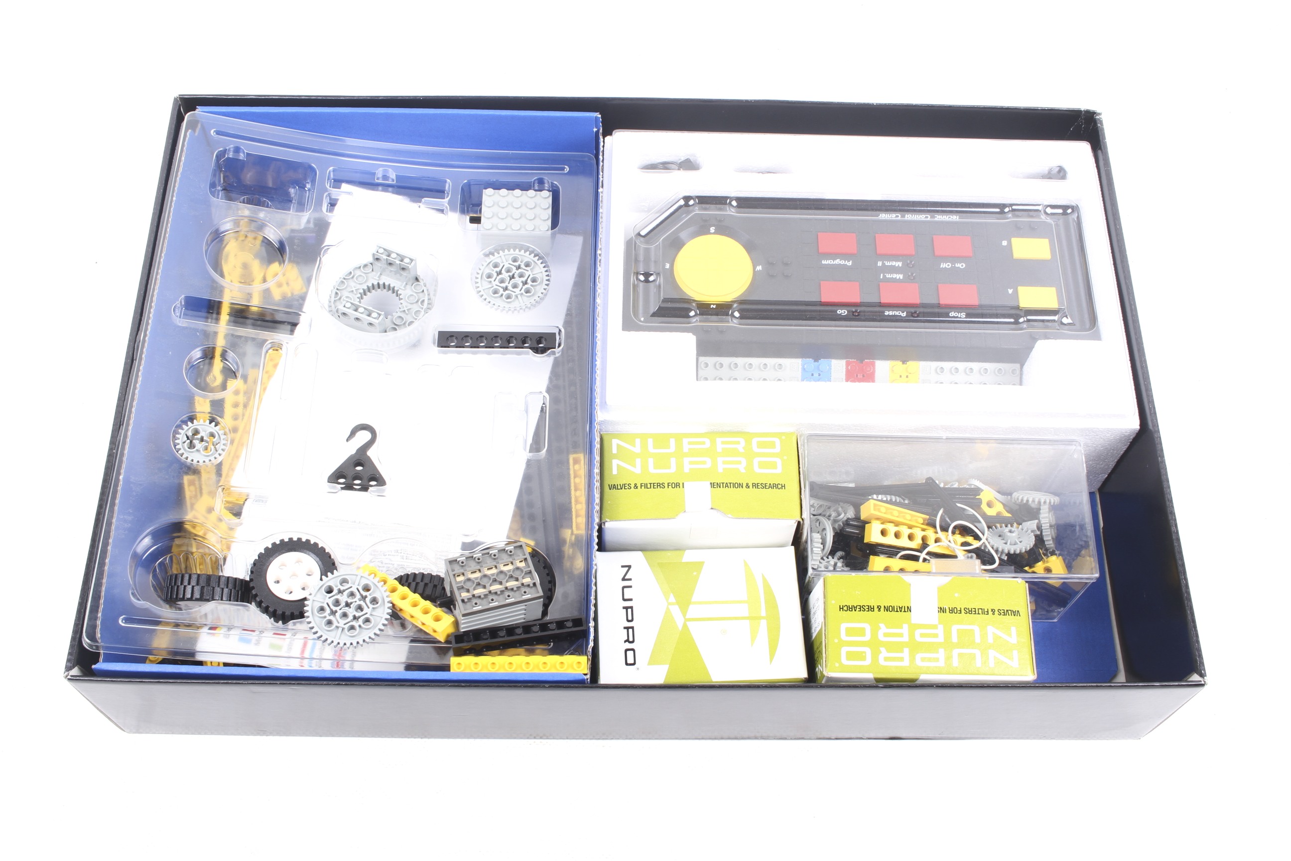 A Lego Technic Control Centre set. No. - Image 2 of 2