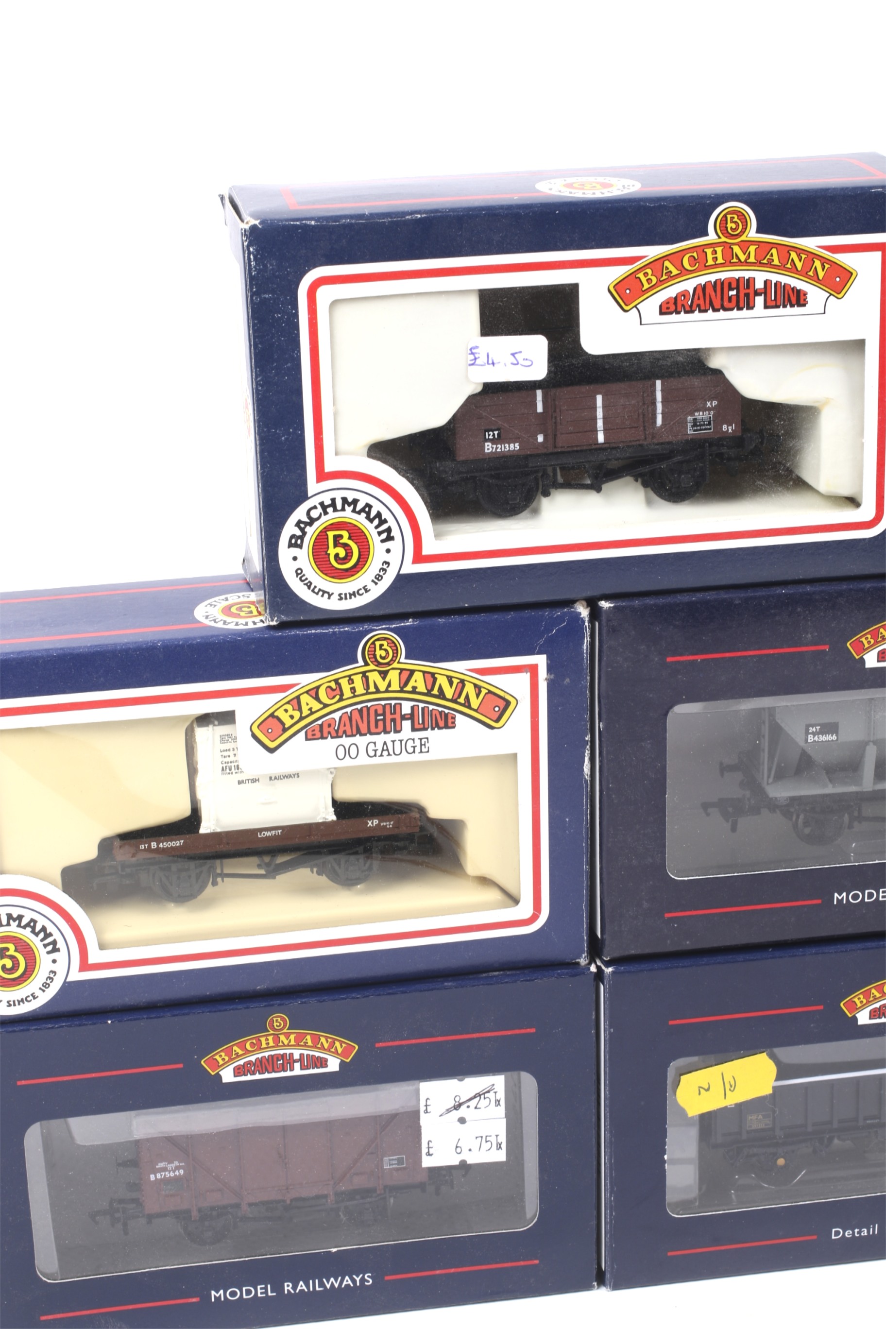Eight Bachmann OO gauge goods wagons. Featuring ore and mineral wagons etc, all in original boxes. - Image 2 of 3