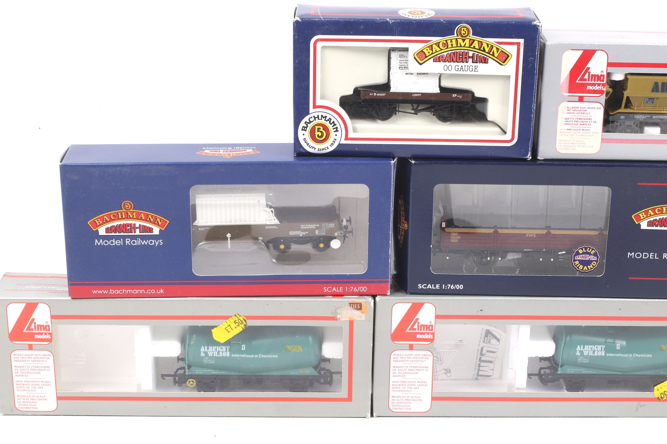 Eight OO gauge goods wagons. Including tankers, bulkers, flatbeds etc from Bachmann, Lima and Dapol. - Image 2 of 3