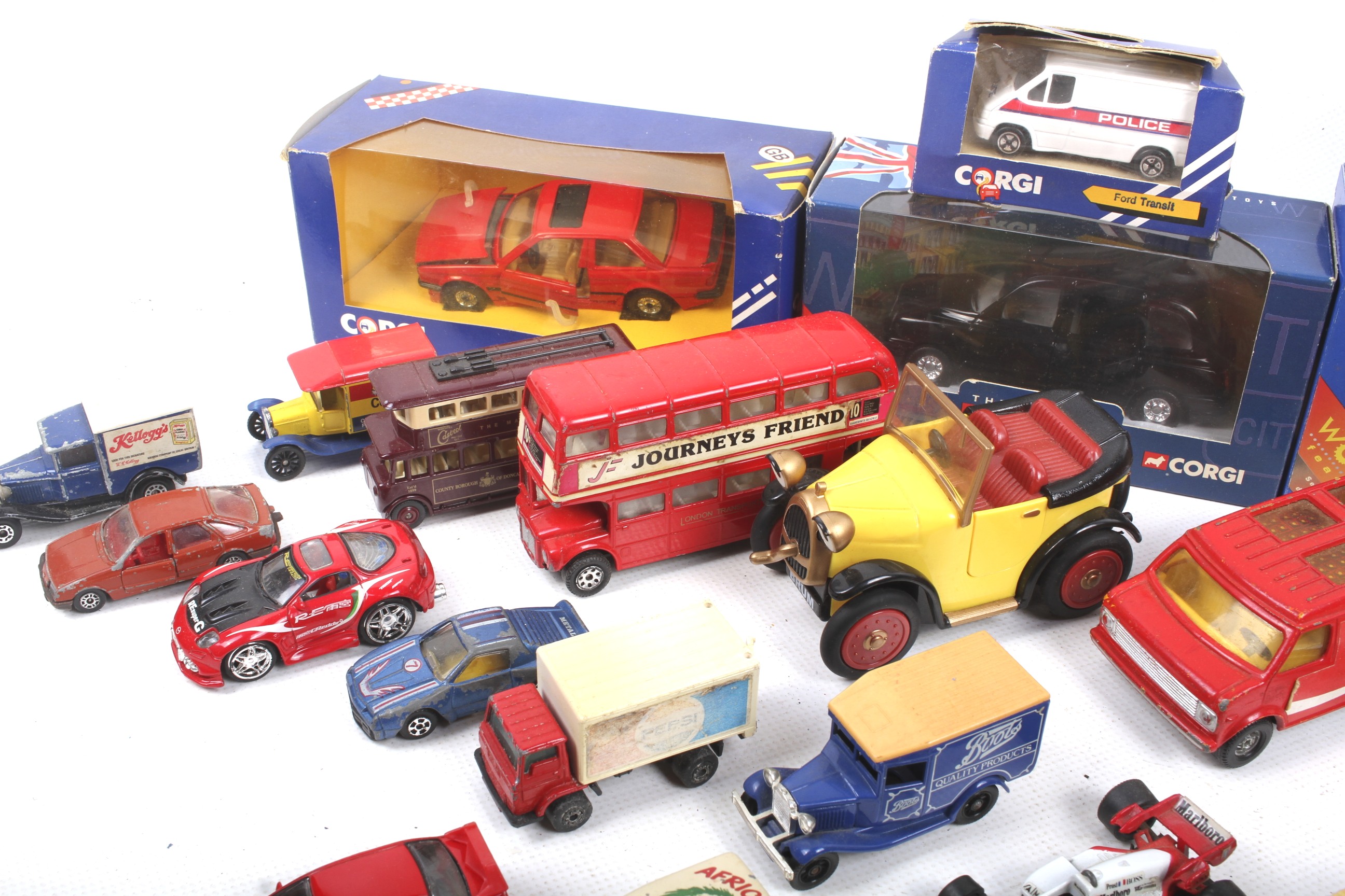A mixed collection of diecast cars. - Image 2 of 3