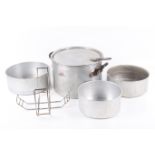 A vintage set of four Agaluxe set of pans/cake tins. Including 9 pt twin handle pan, etc. Max.