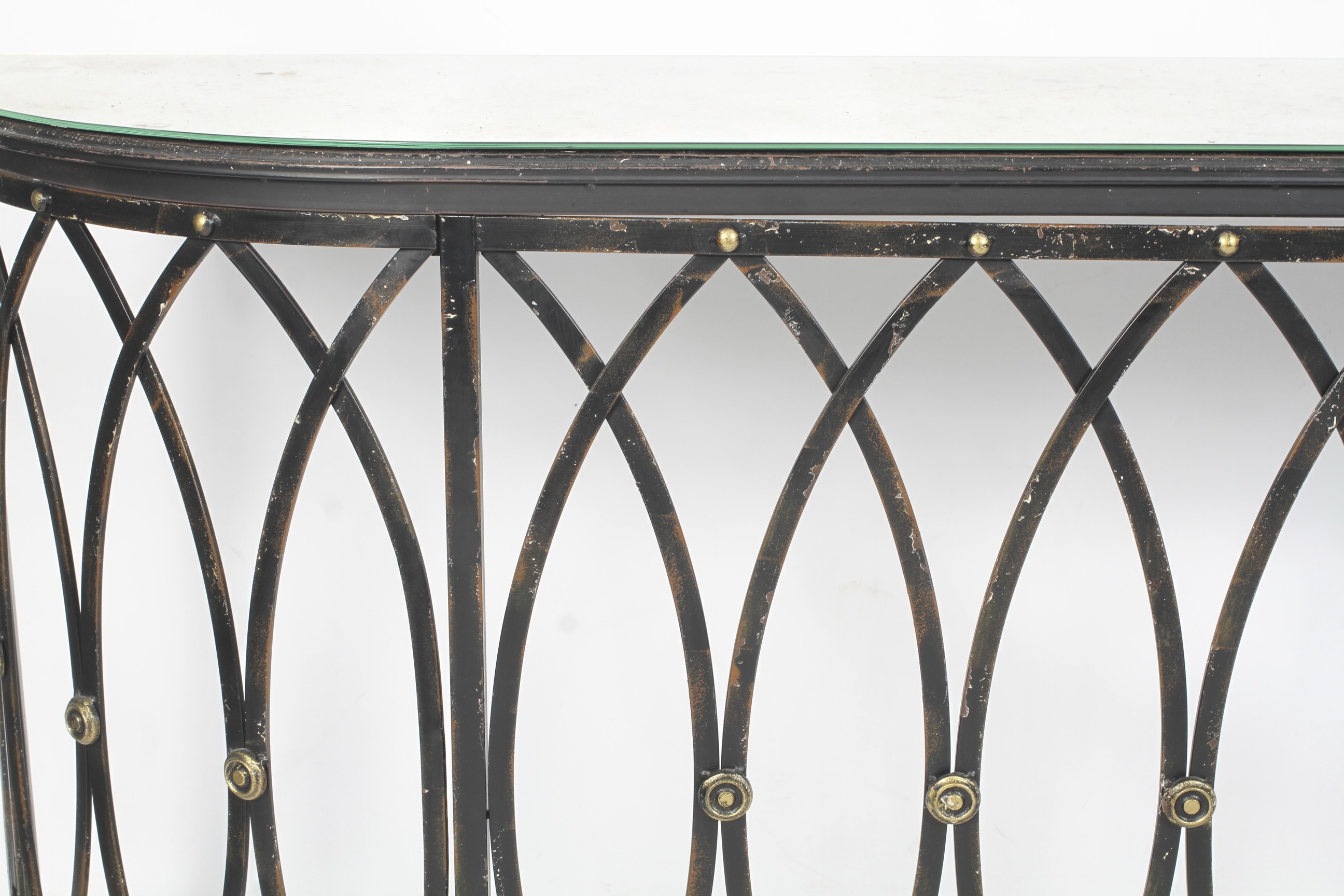 A contempoarary console table radiator guard with curved edges. - Image 2 of 2