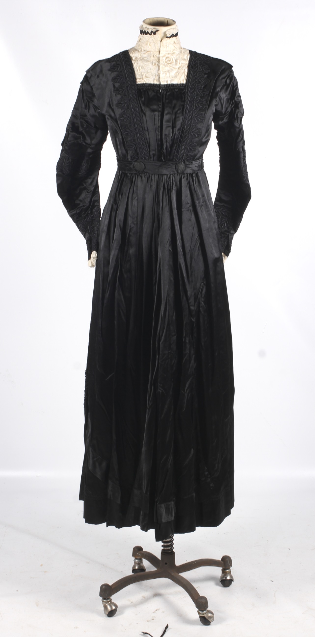 A Victorian style black silk satin dress and an early 20th century headpiece. - Image 2 of 4