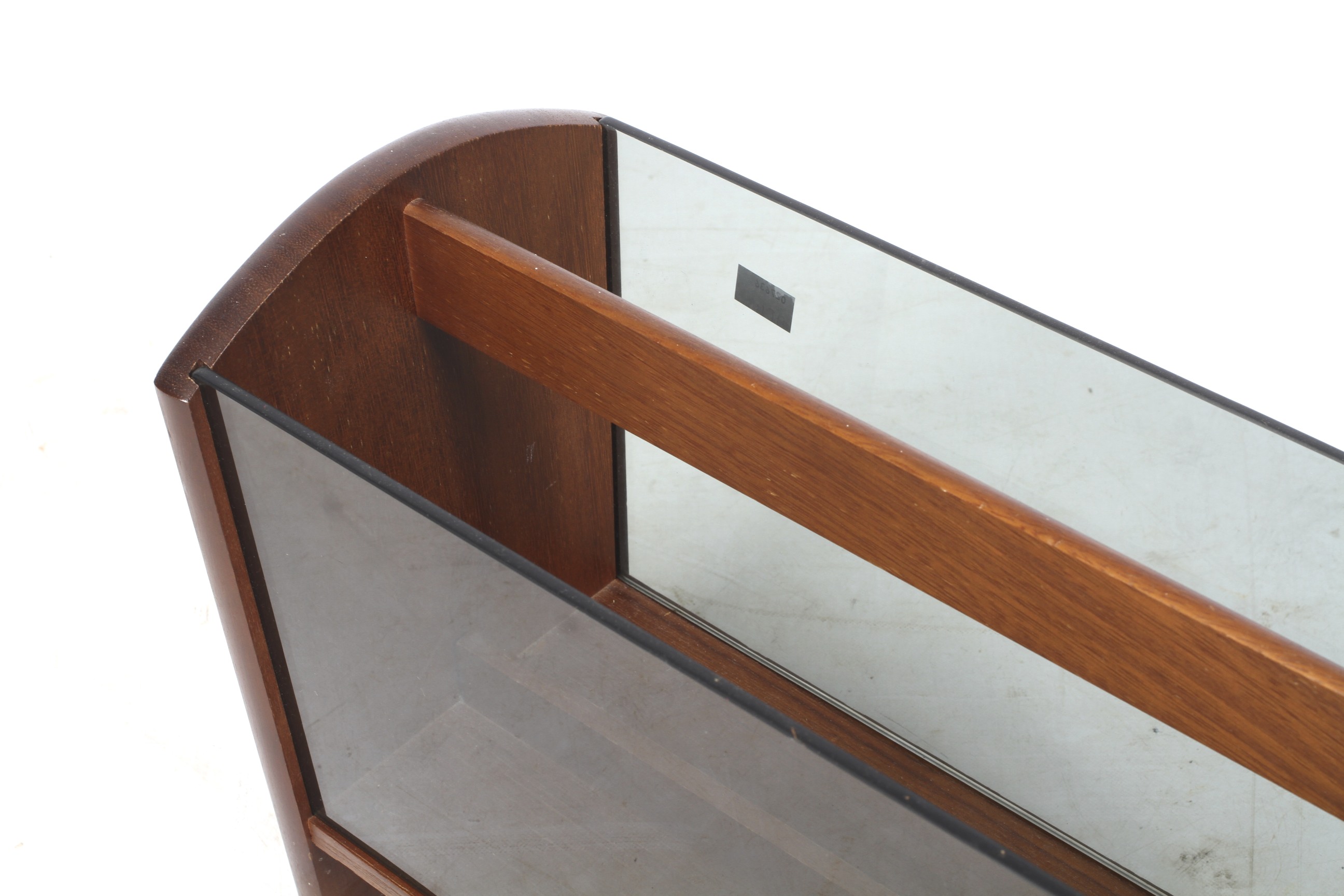 A mid-century teak magazine rack. - Bild 2 aus 2