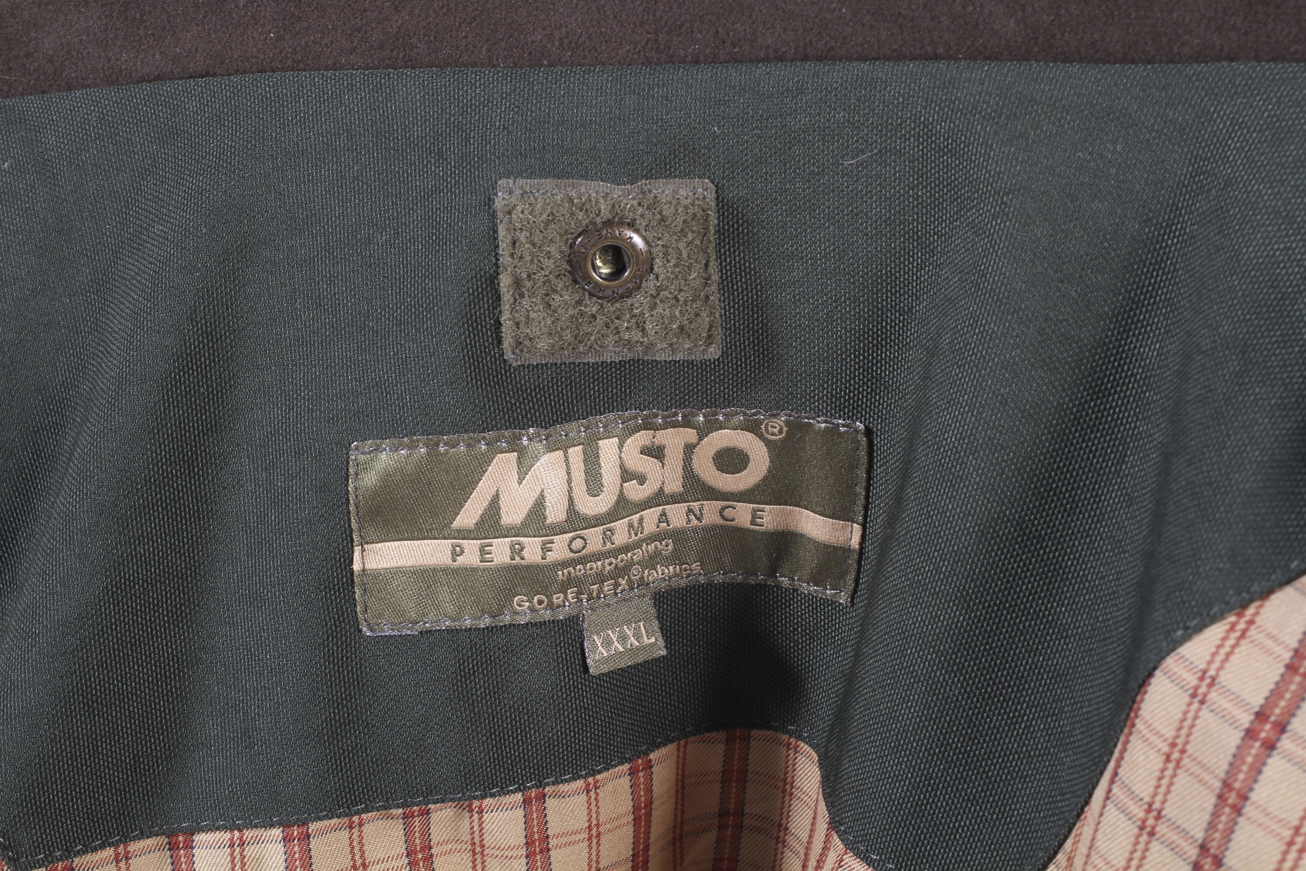 A Musto Performance gortex jacket. - Image 3 of 4
