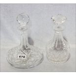 2 Glas Karaffen mit Schfilldekor, H 23,5/26 cm, Gebrauchsspuren