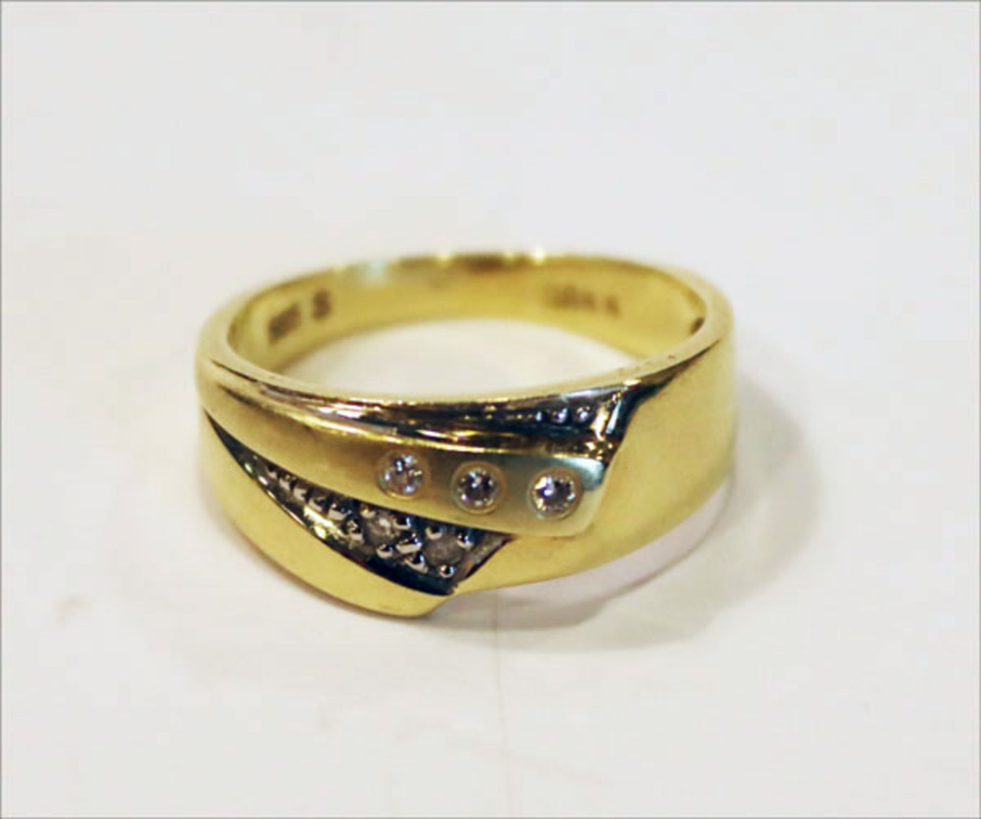 14 k Gelb- und Weißgold Ring mit Diamanten, 2,6 gr., Gr. 47