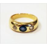 14 k Gelbgold Bandring mit Safir und 2 Altschliff Diamanten, 5,3 gr., Gr. 48