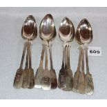 12 Suppenlöffel, 12 Lot Silber, 638 gr., mit Monogrammgravur, Gebrauchsspuren