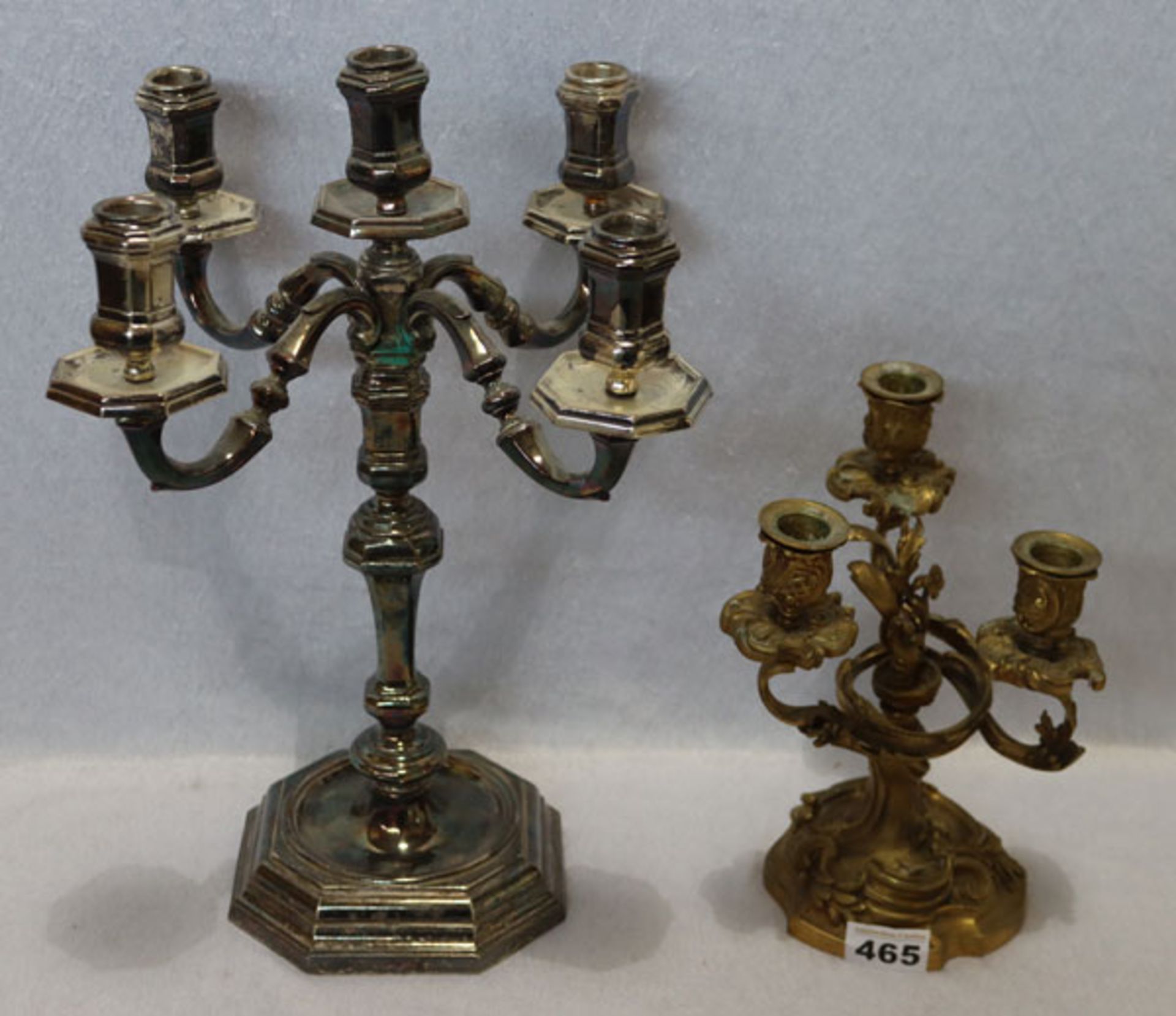 Kerzenleuchter, 5-armig, versilbert, H 40 cm, D 34 cm, und Messing Kerzenleuchter, 3-armig in