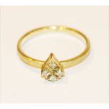 18 k Gelbgold geprüfter Ring mit 4 Diamanten. 1,7 gr., Gr. 56