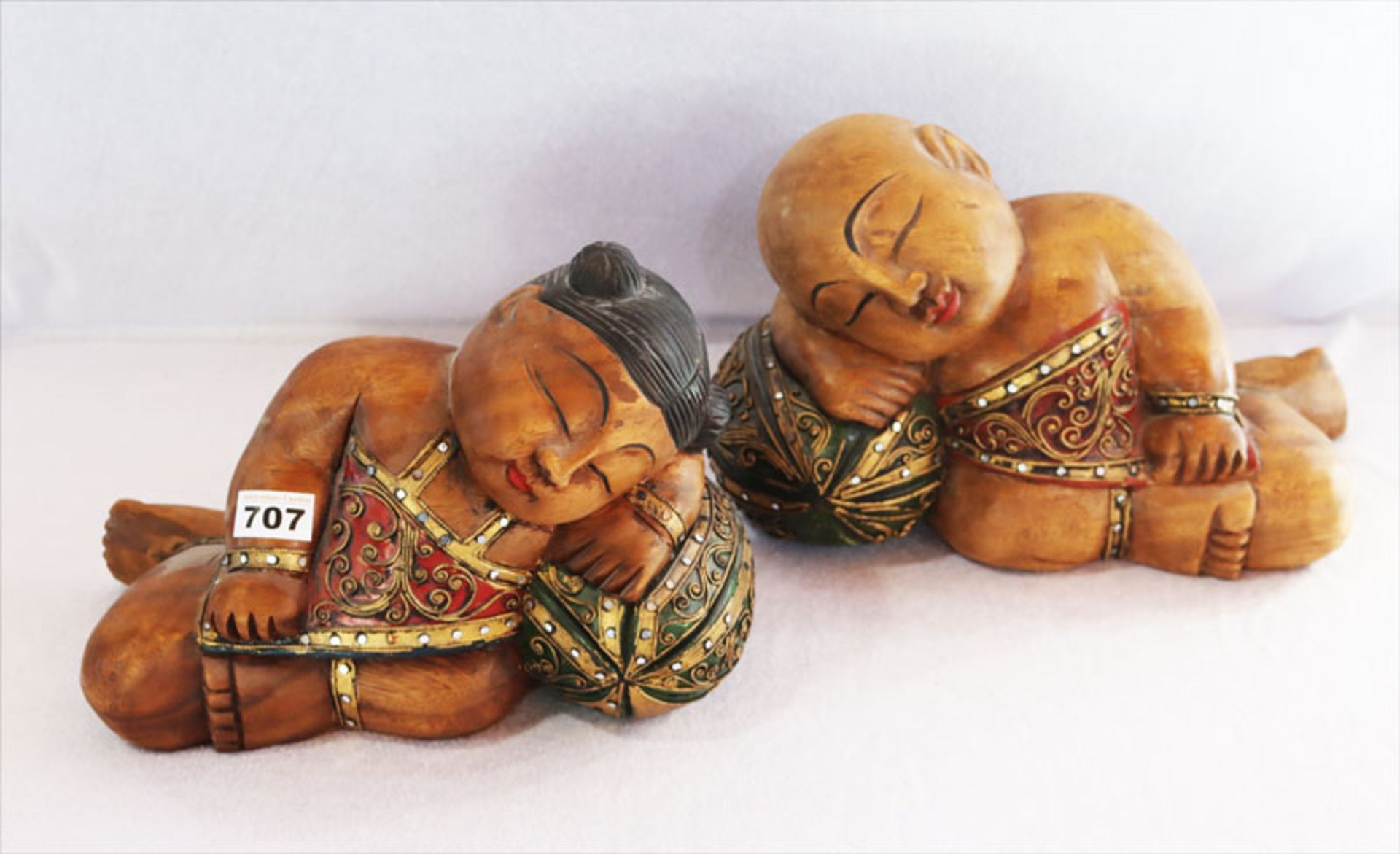 2 asiatische Holzfiguren 'Chinesische schlafende Kinder auf Wassermelone', Glücksbringer, bemalt und
