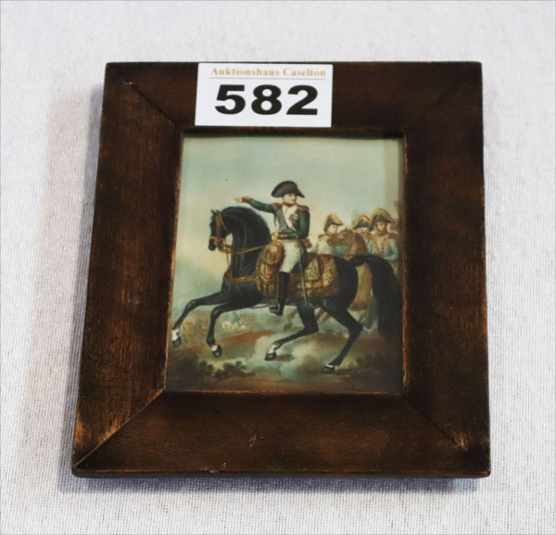 Medaillonbild 'Napoleon zu Pferd', undeutlich signiert, unter Glas gerahmt, Rahmen berieben, incl.