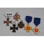 Orden-Konvolut: 3 Verdienstkreuze 2. WK, 2 Verdienstkreuze 1. WK und EK2 1. WK