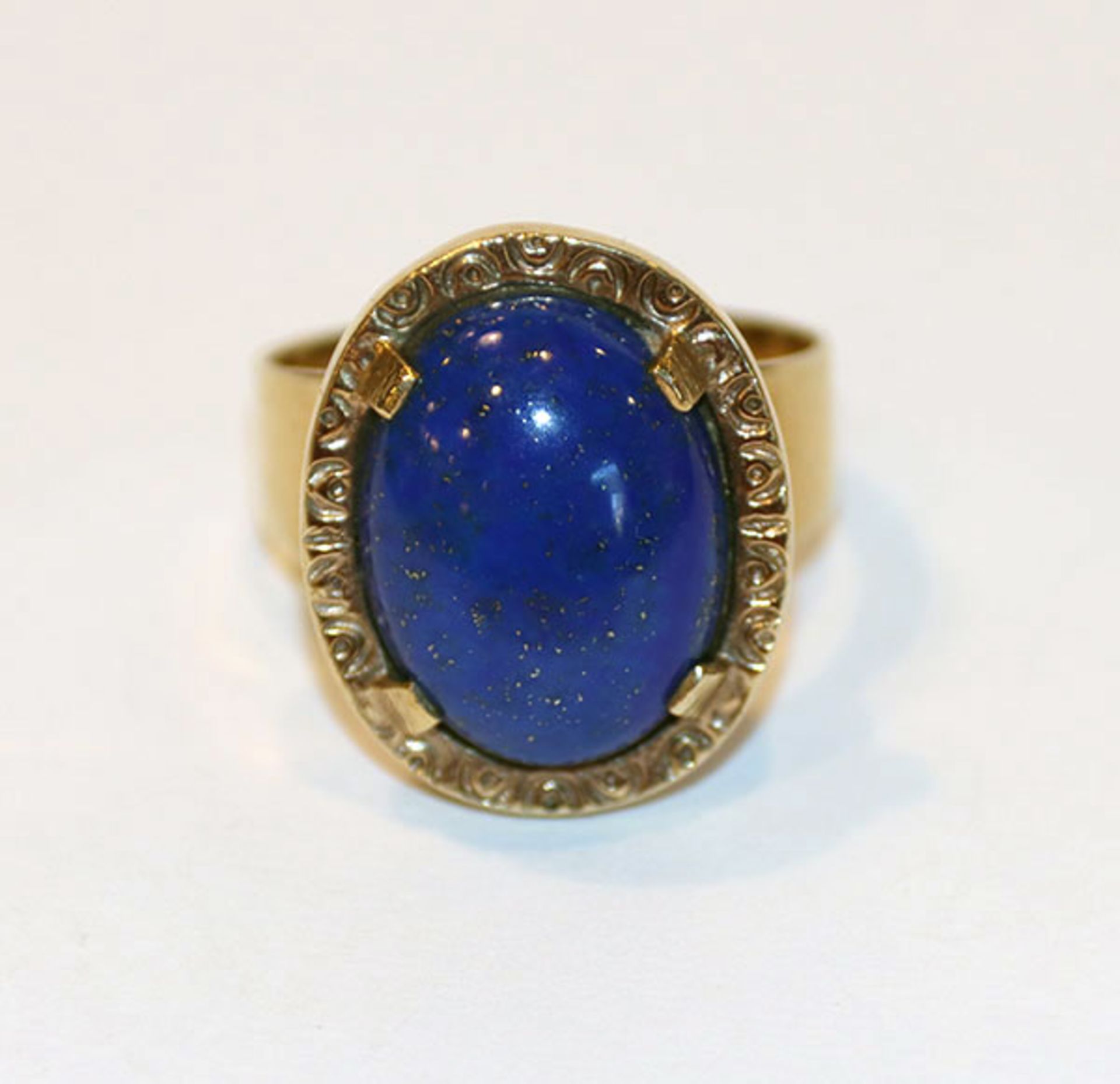 8 k Gelbgold Ring mit Lapislazuli, 6,37 gr., Gr. 56