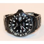 Insignum GMT Automatic Herren-Armbanduhr, getragen